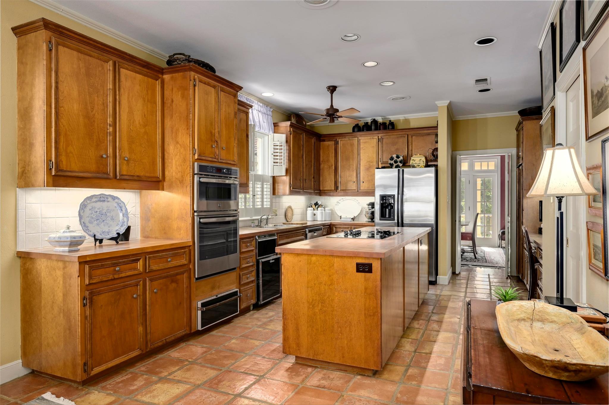 52 Club Estates PKWY