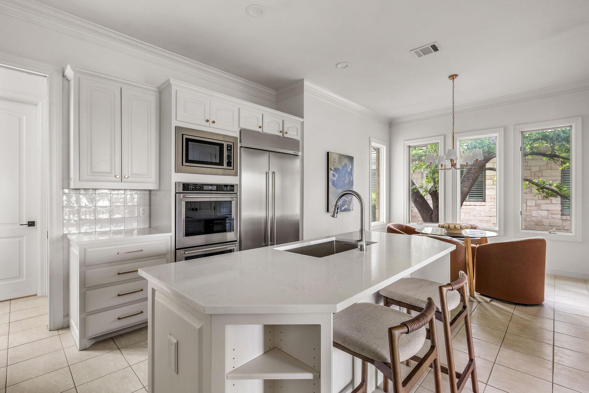 2305 Barton Creek BLVD # 25