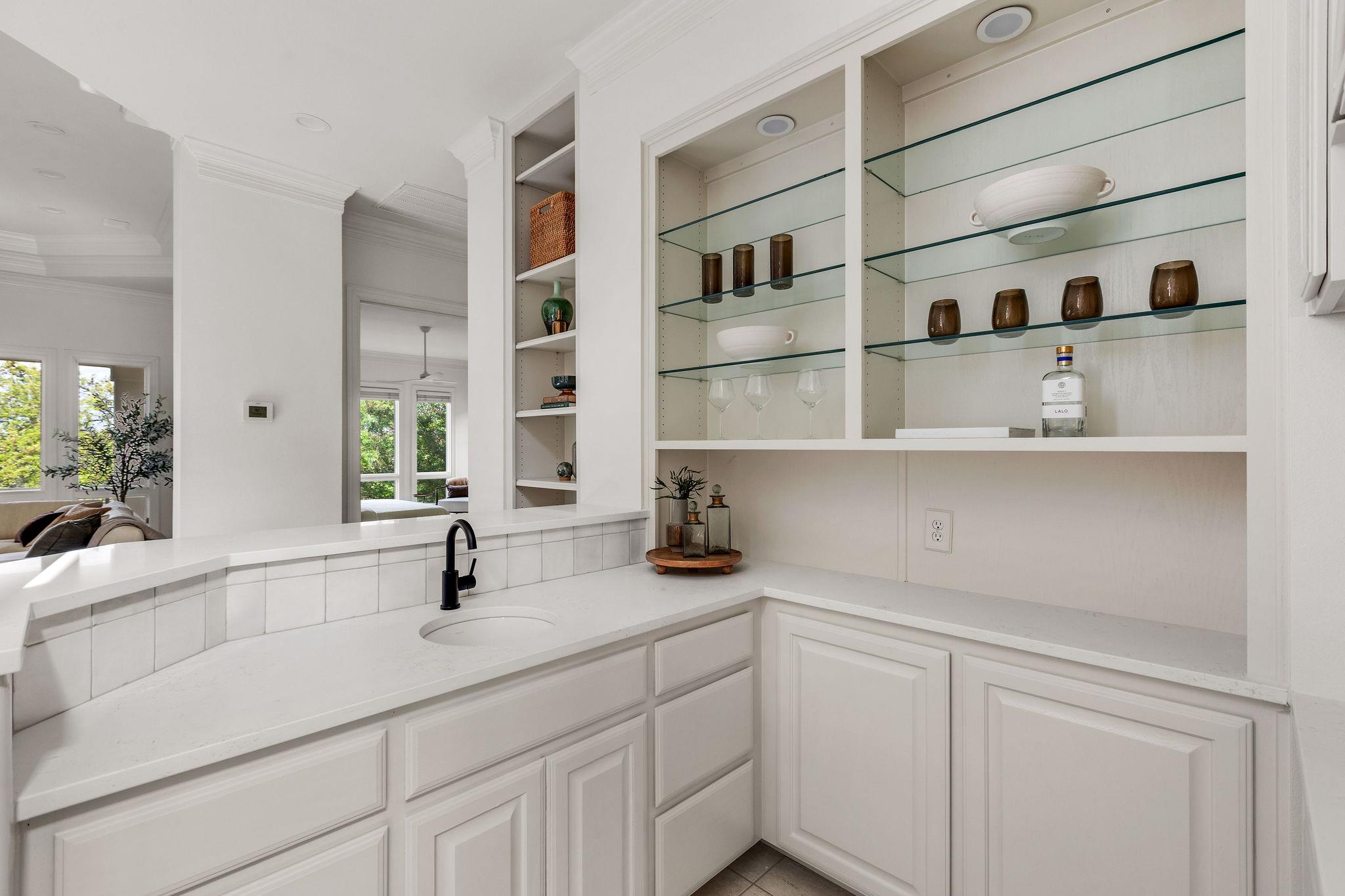 2305 Barton Creek BLVD # 25
