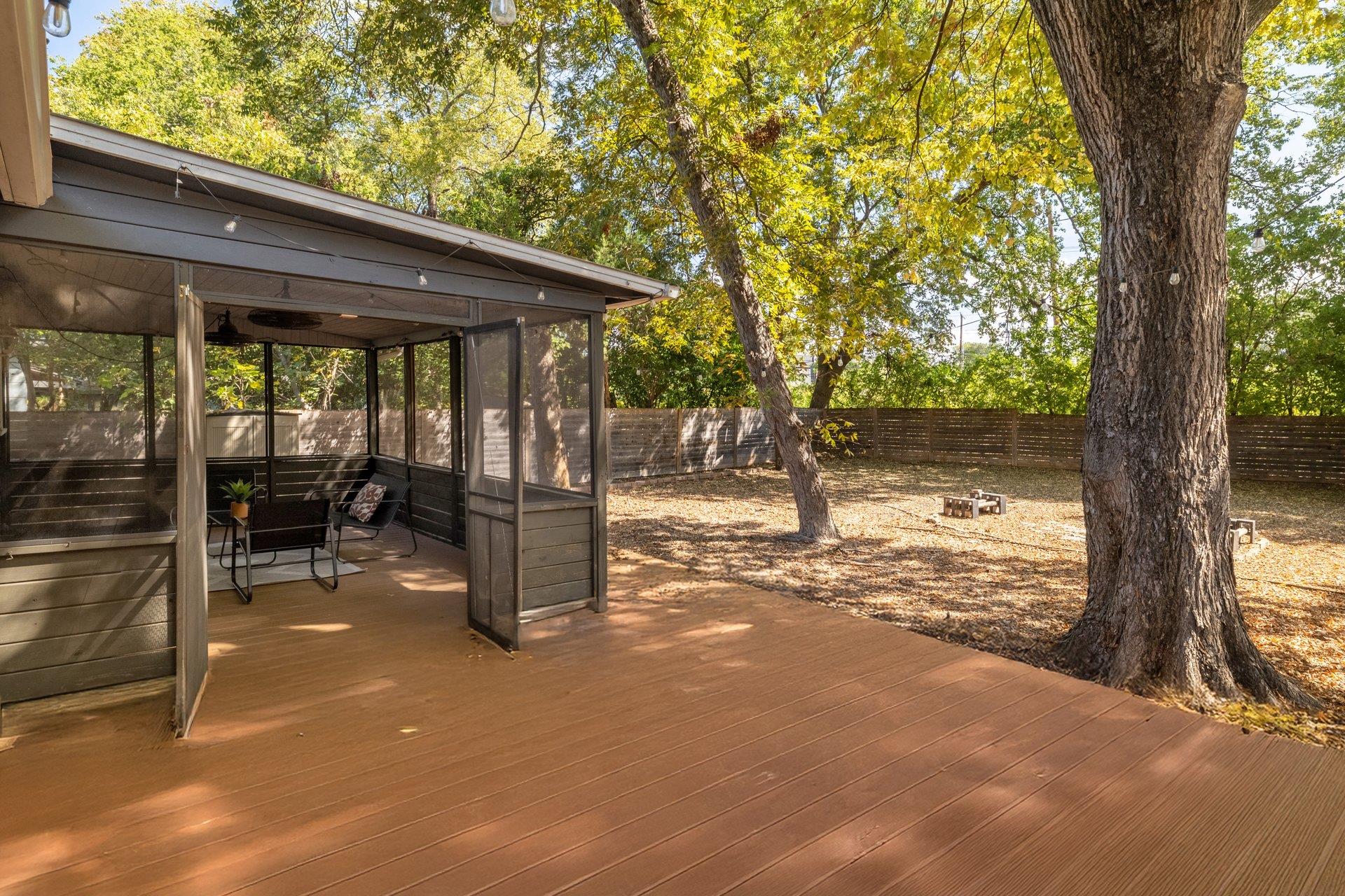 6511 Chesterfield Ave