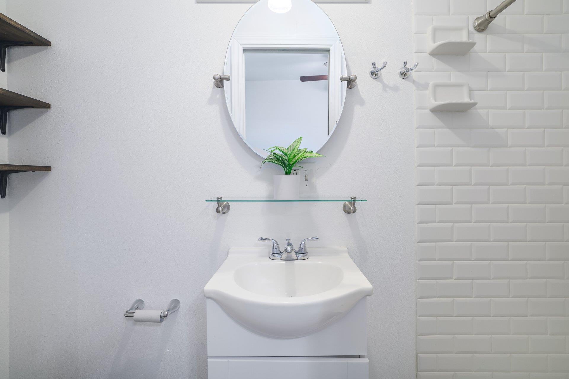 6511 Chesterfield Ave