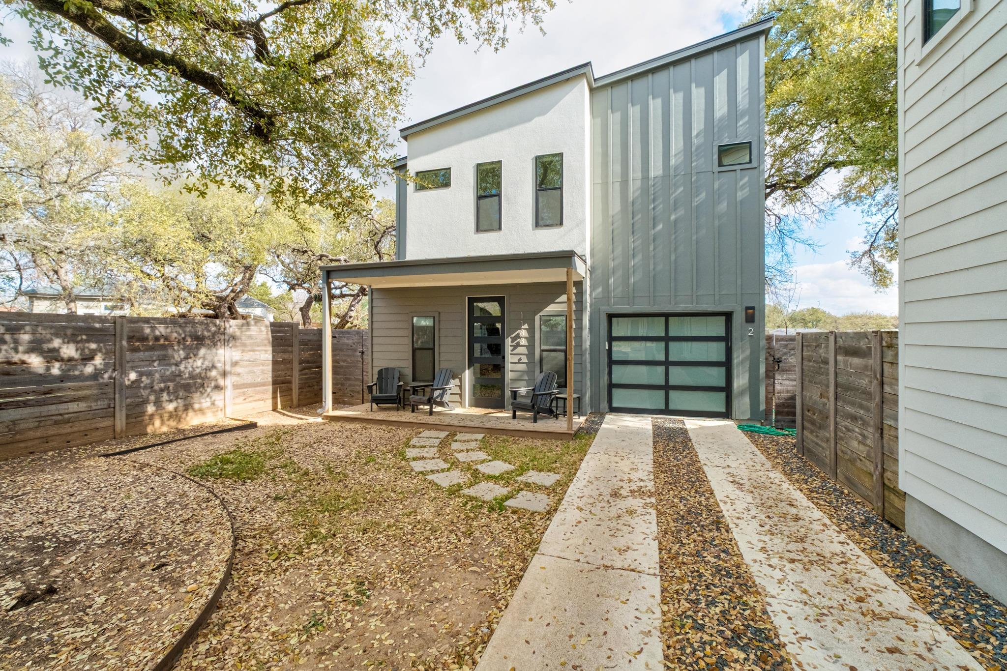 1183 Oak Grove Ave # 2