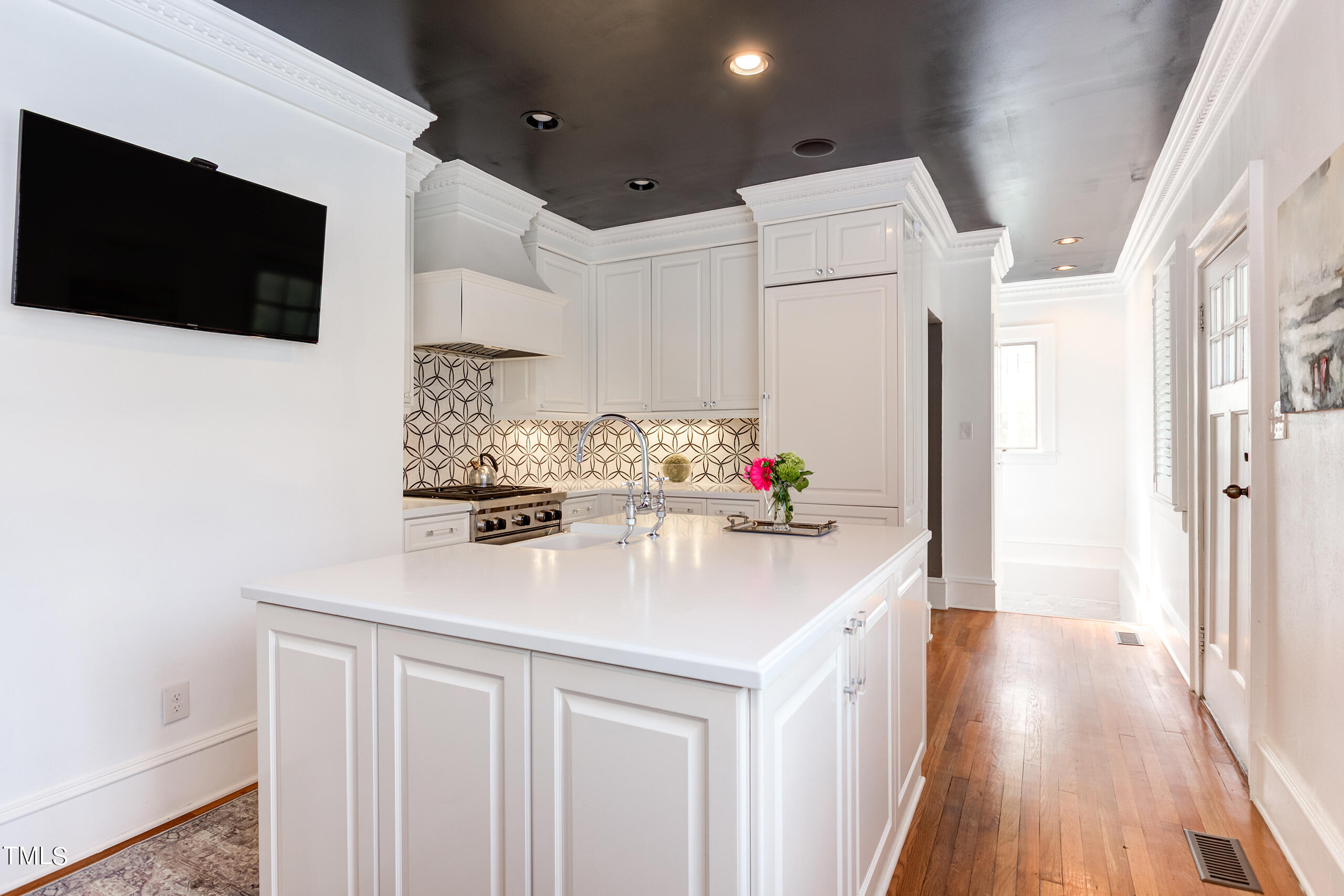 111 Ridge Lane