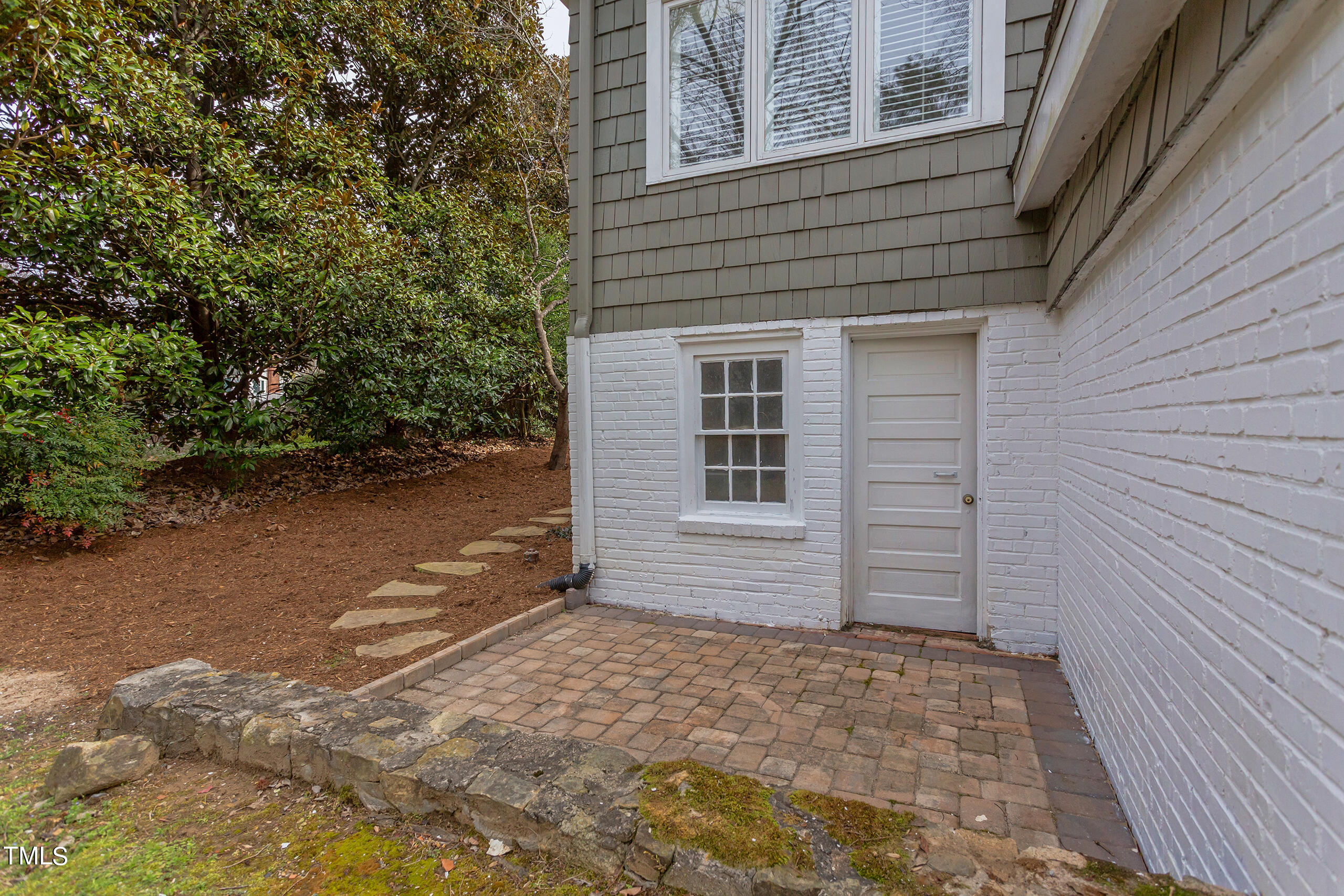 111 Ridge Lane