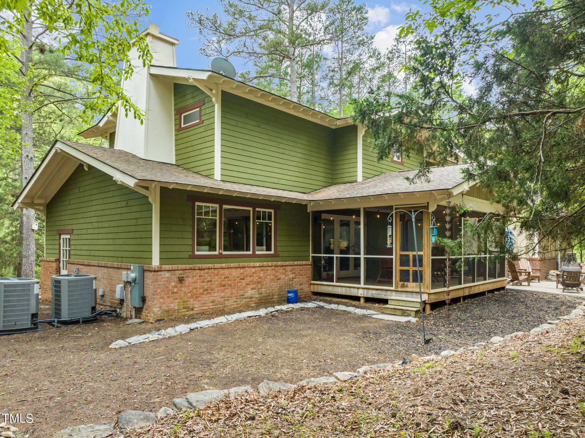 419 Overland Drive