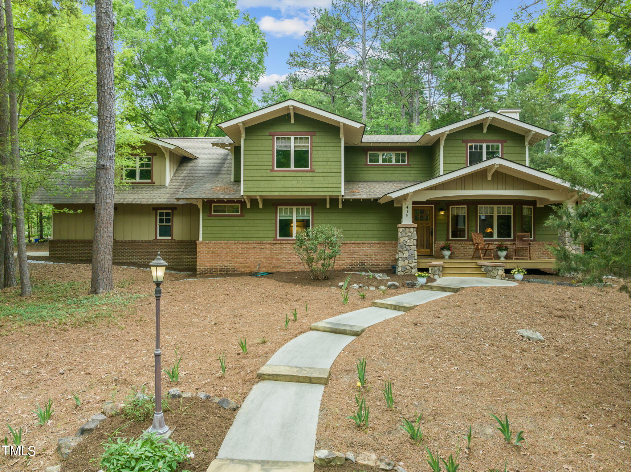419 Overland Drive
