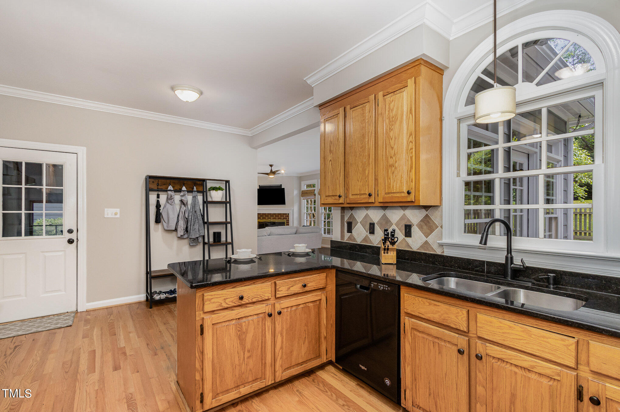 1910 Bearkling Place