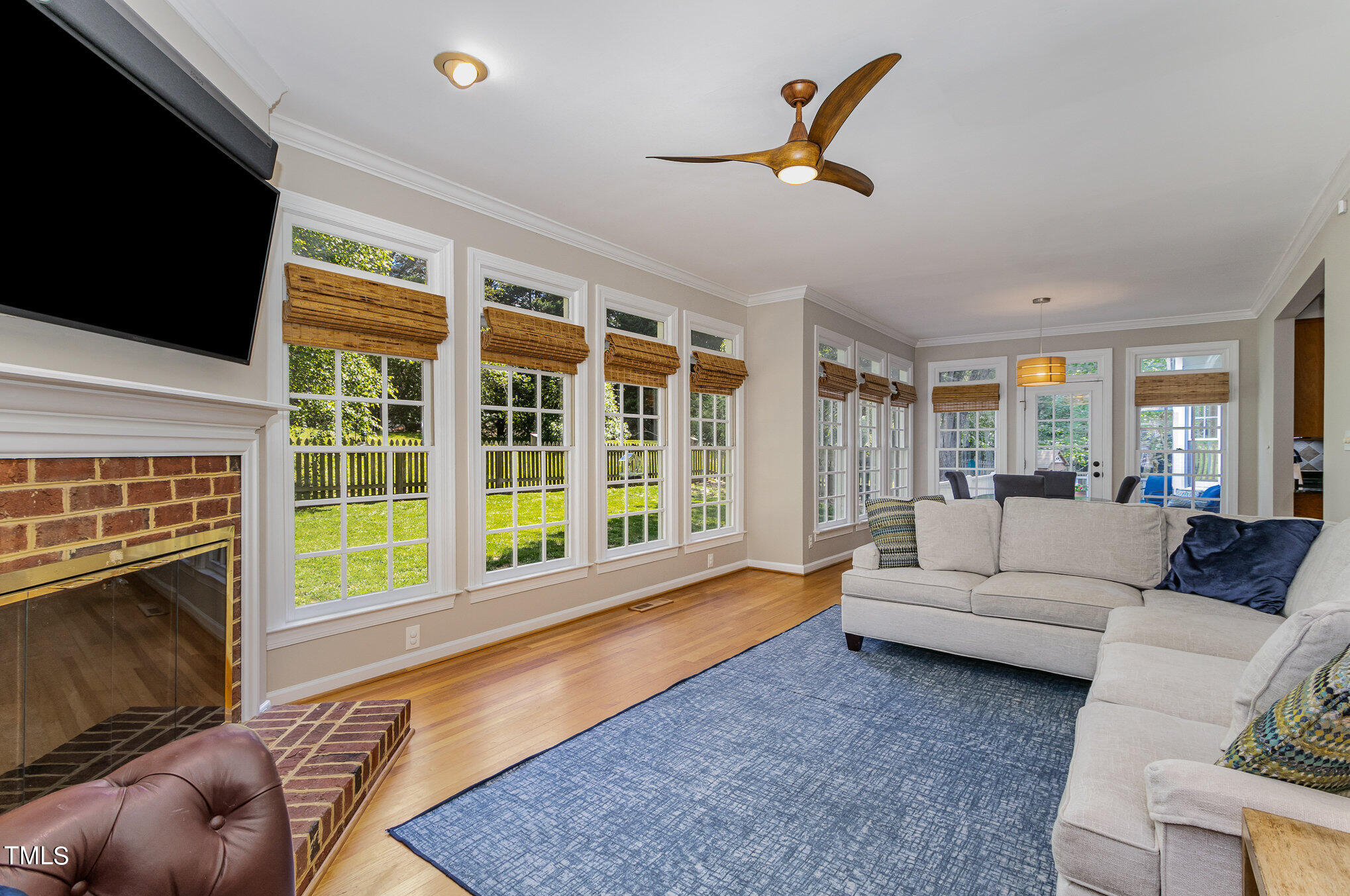 1910 Bearkling Place