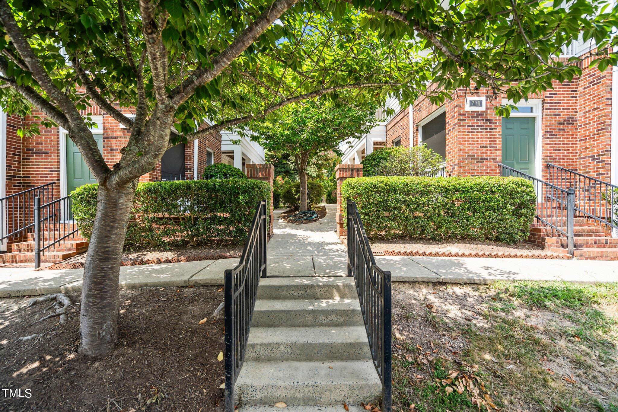 700 Copperline Drive Unit 201
