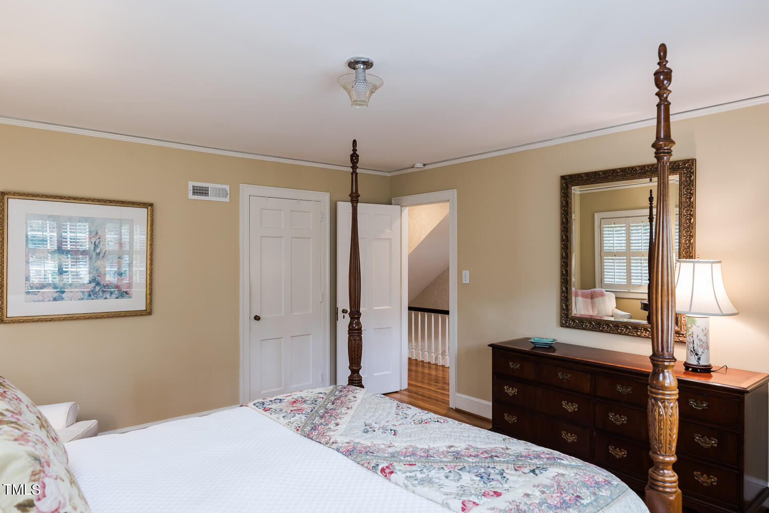 8 Sylvan Road