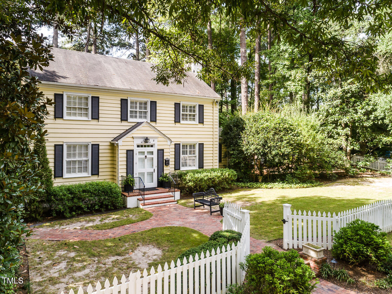 8 Sylvan Road