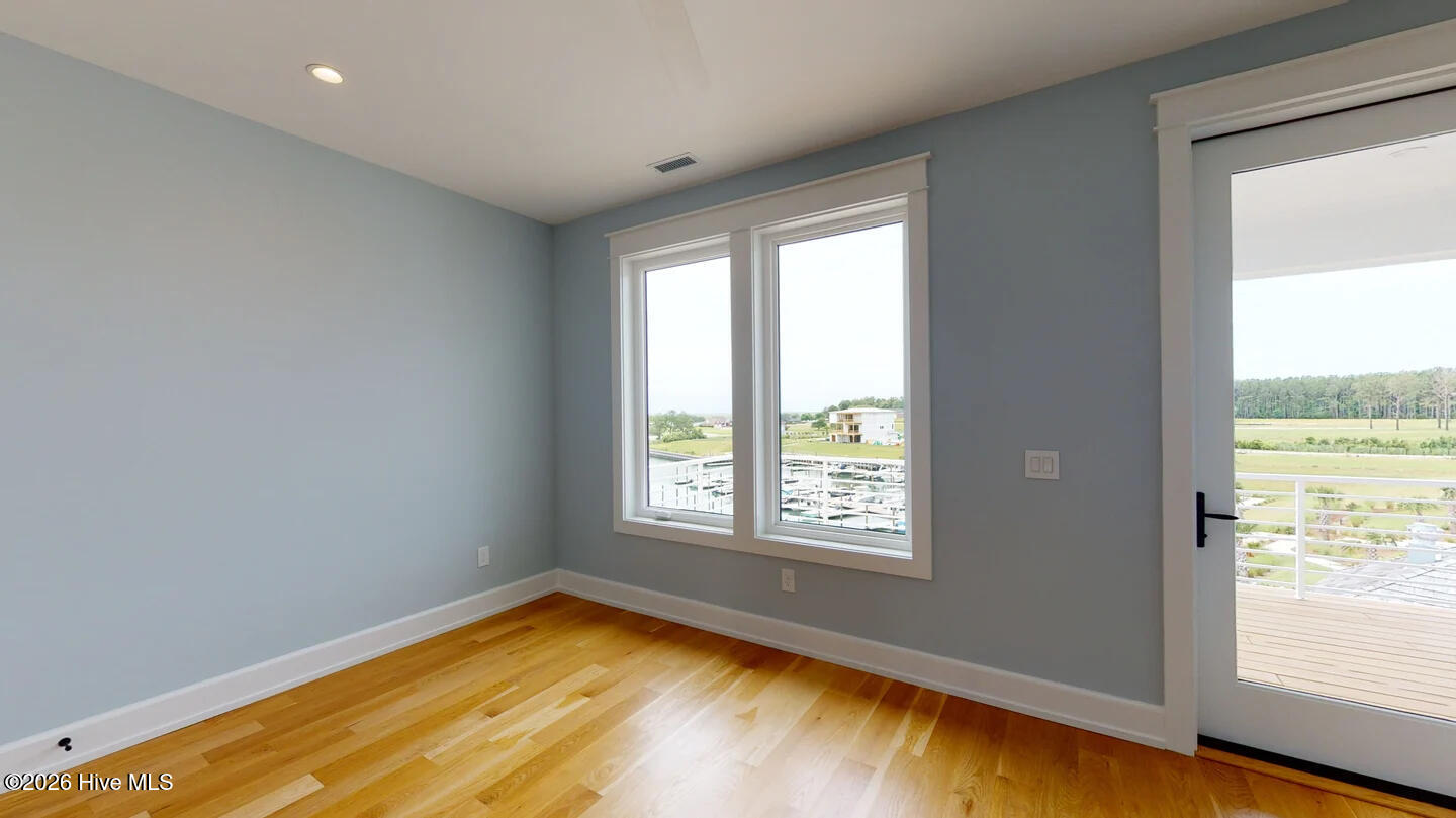 123 Seafaring Lane