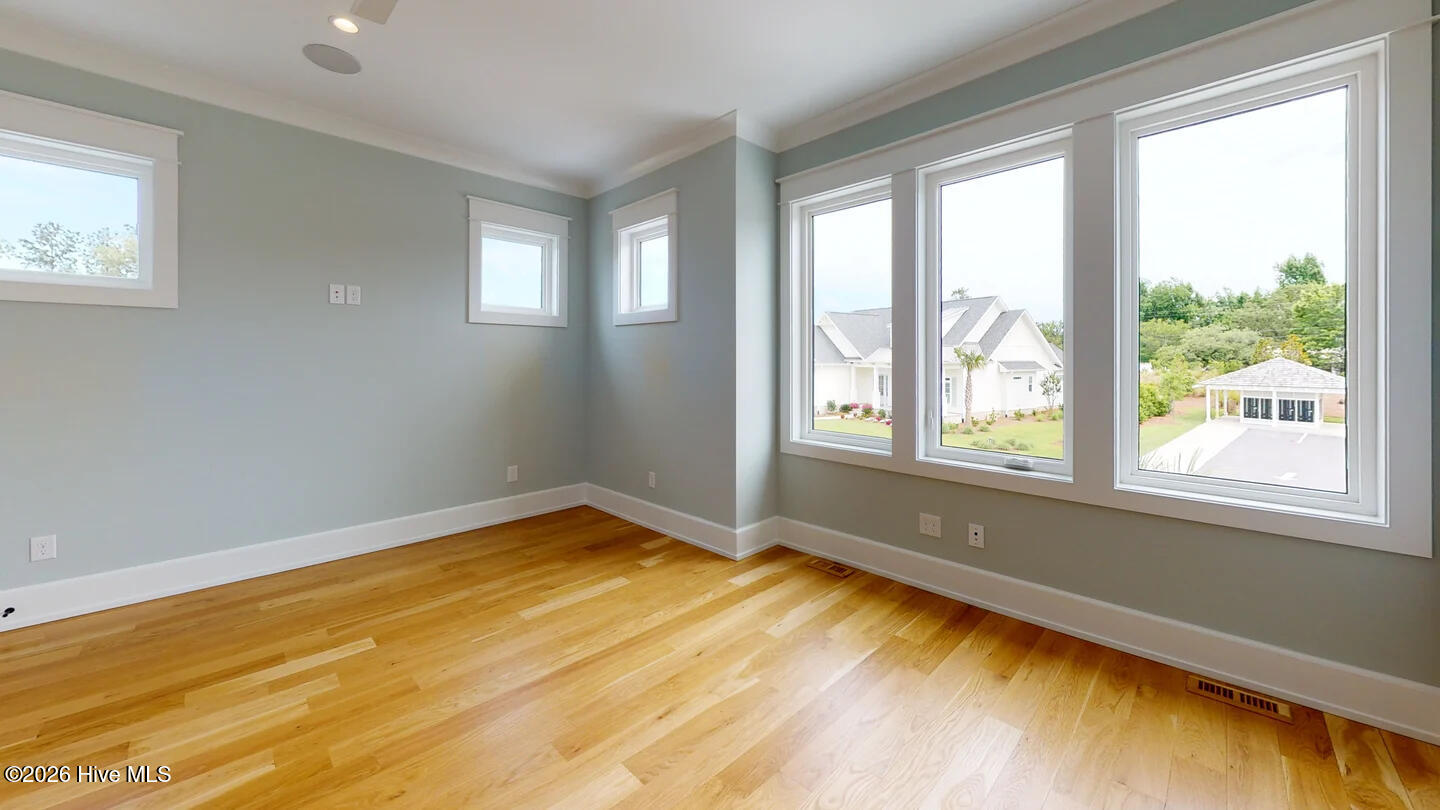 123 Seafaring Lane