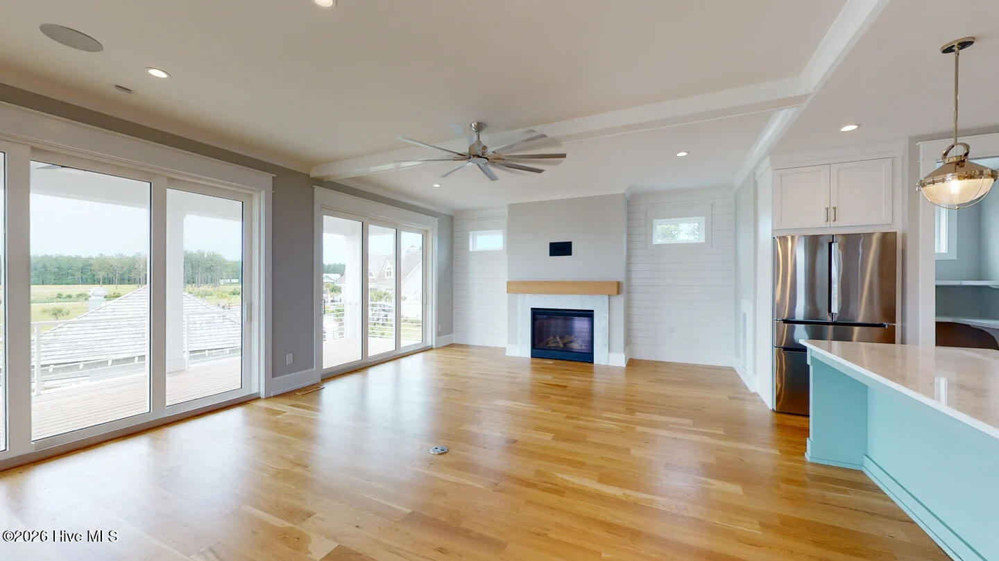 123 Seafaring Lane