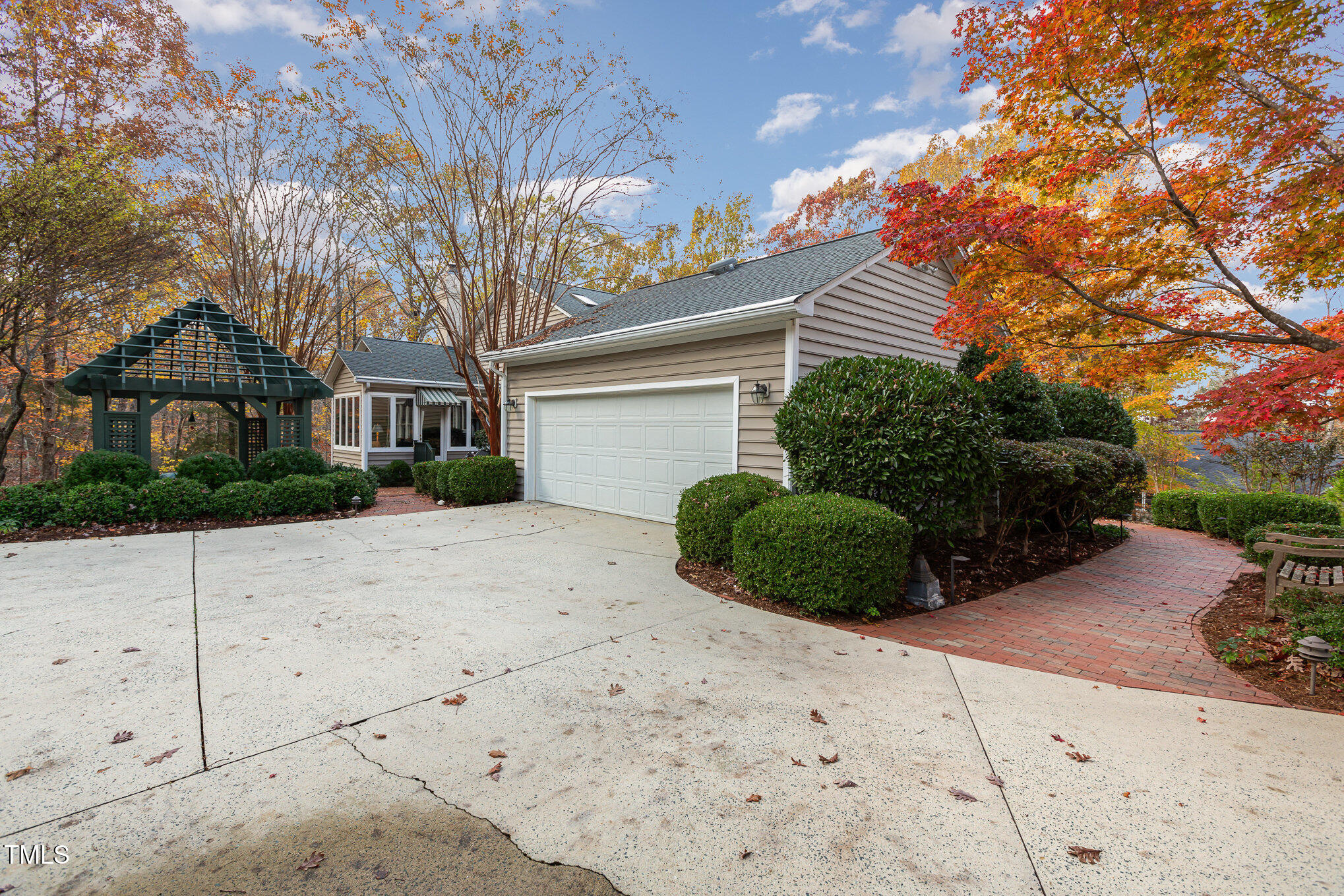 918 Woodham, Pittsboro