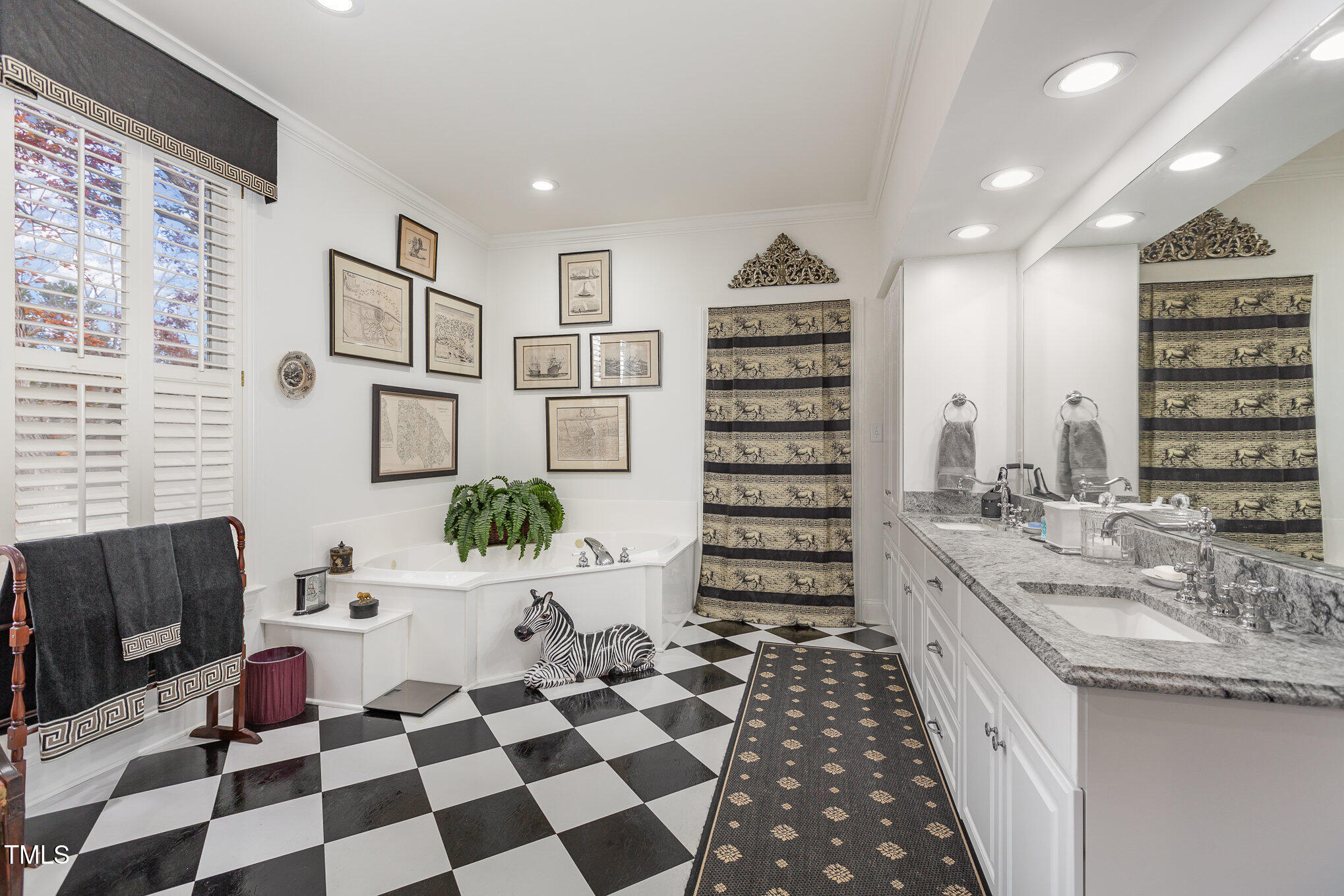 918 Woodham, Pittsboro