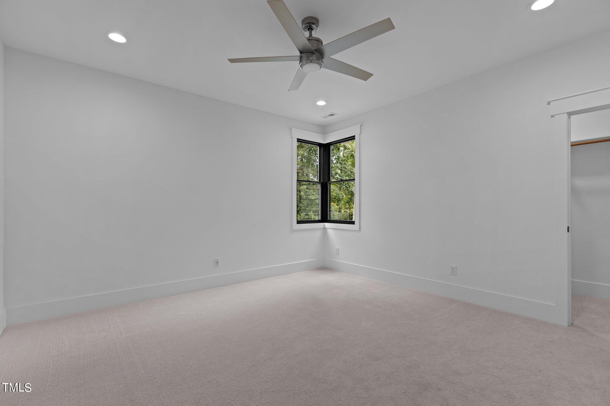 7621 Wingfoot Drive