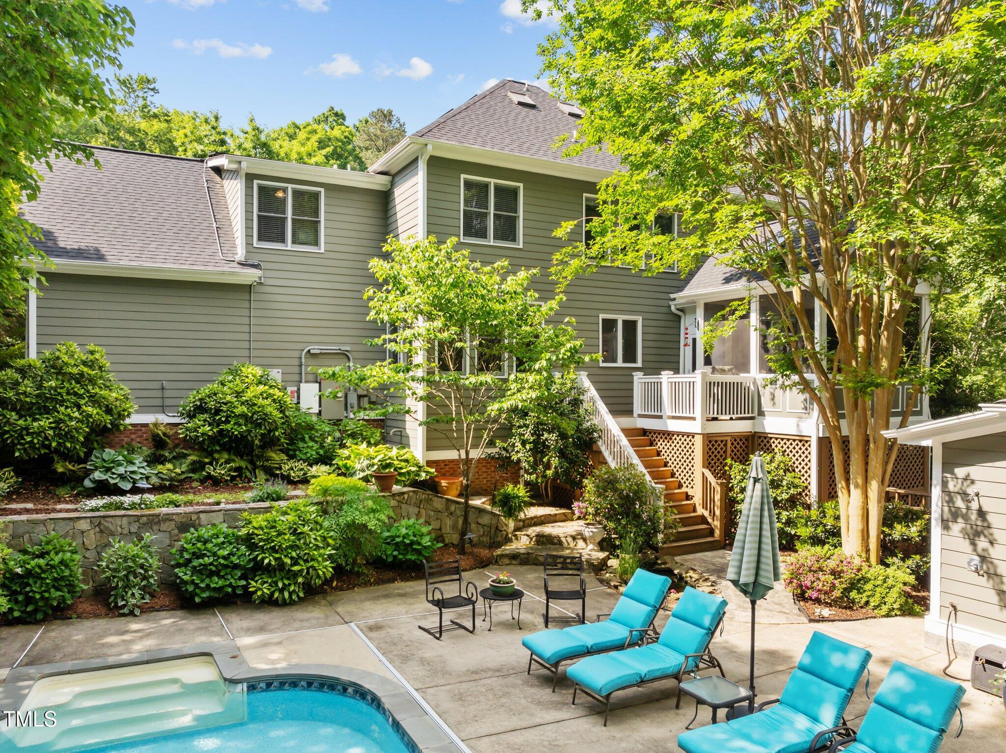 204 Rossburn Way