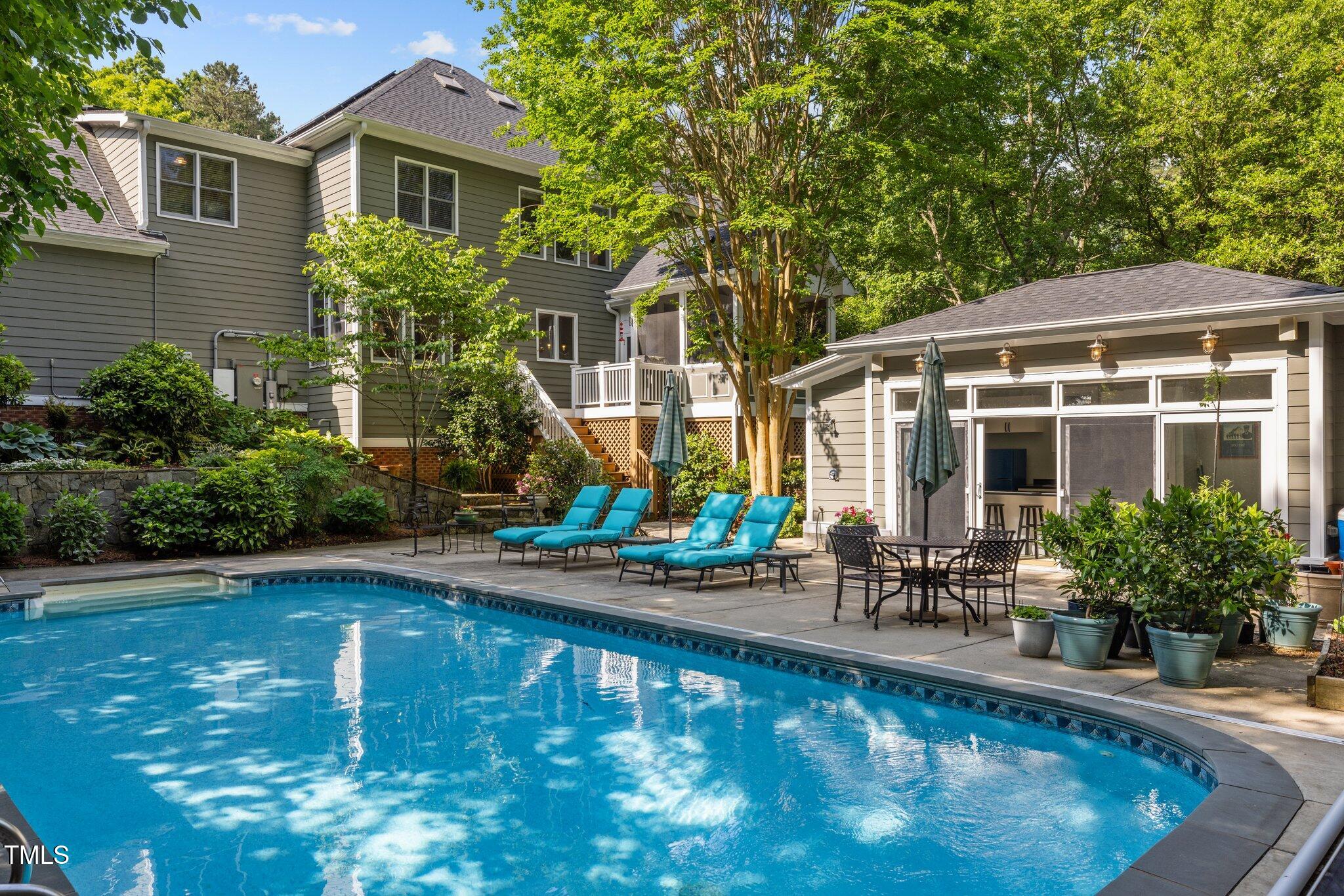 204 Rossburn Way