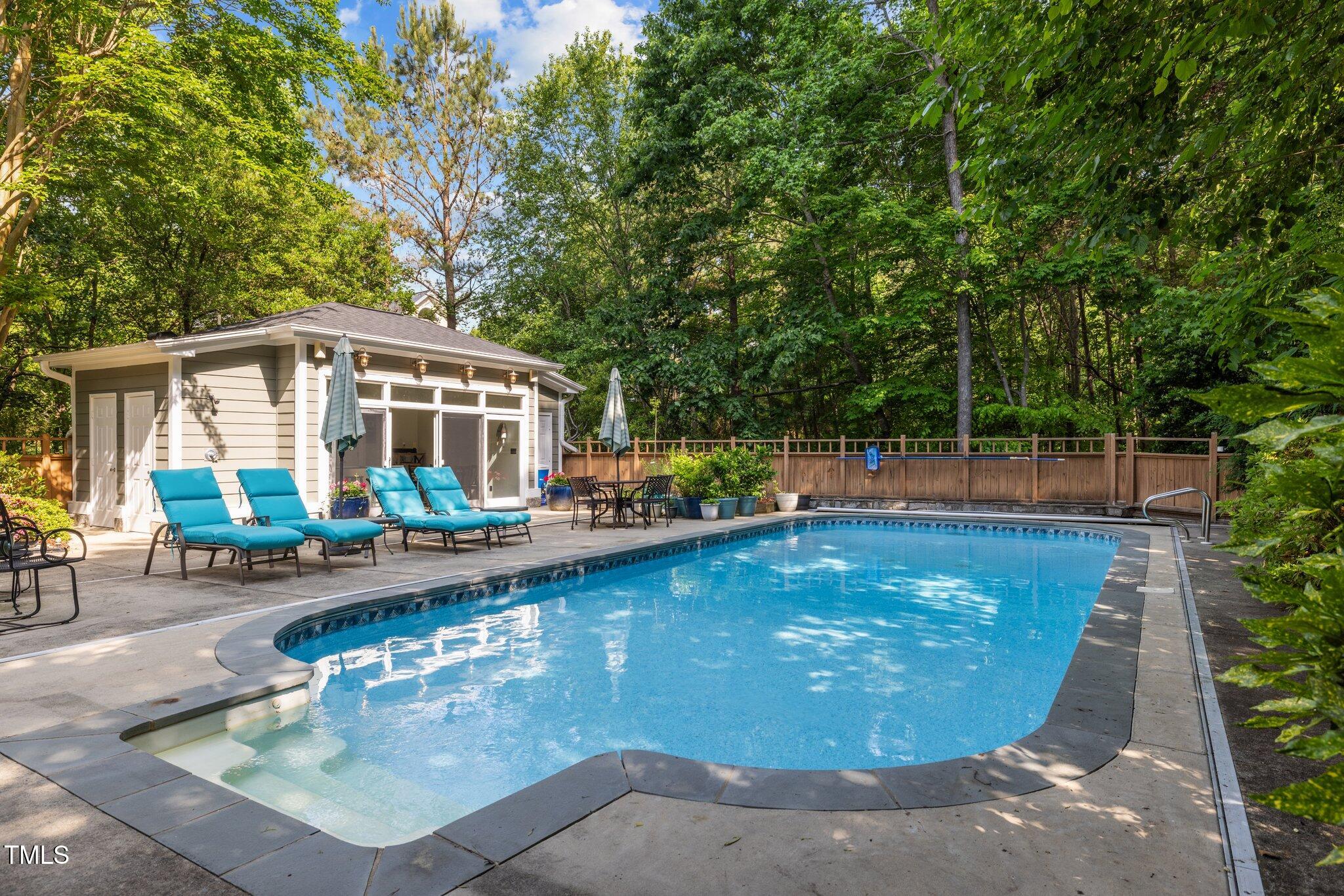 204 Rossburn Way