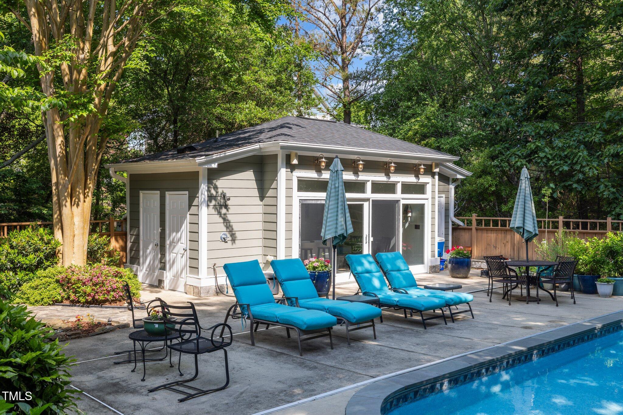 204 Rossburn Way