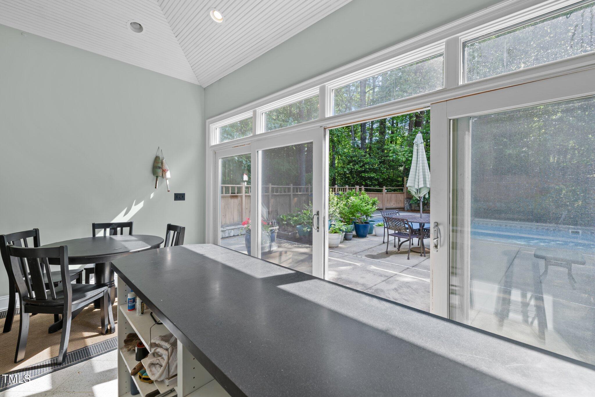 204 Rossburn Way