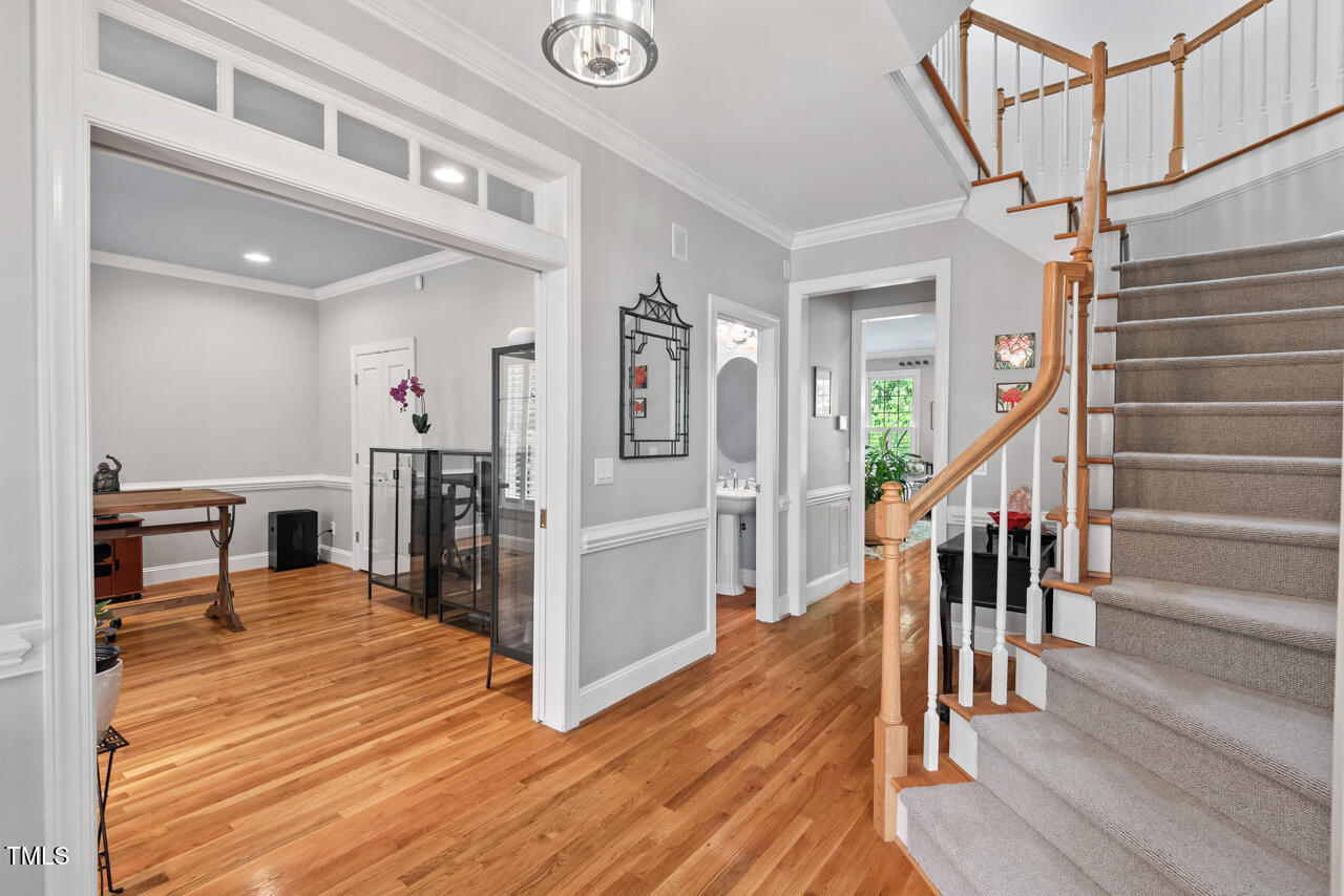 108 Hotelling Court