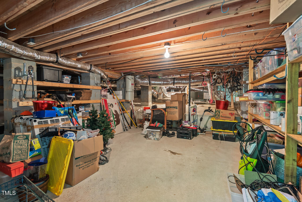 108 Hotelling Court