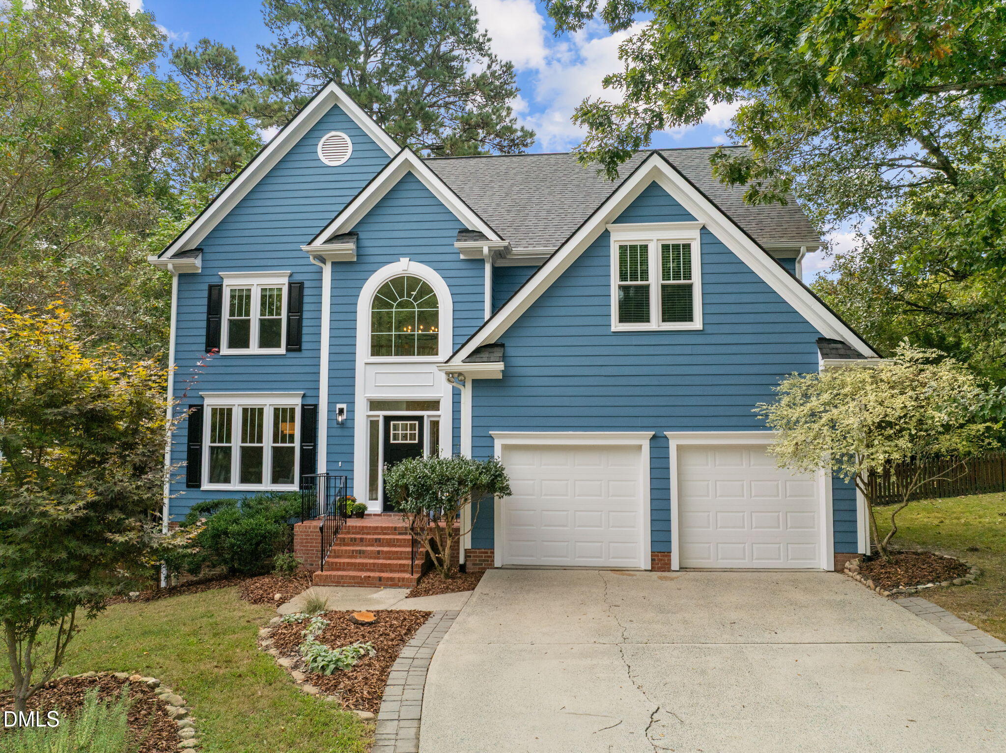 302 Sunset Creek Circle