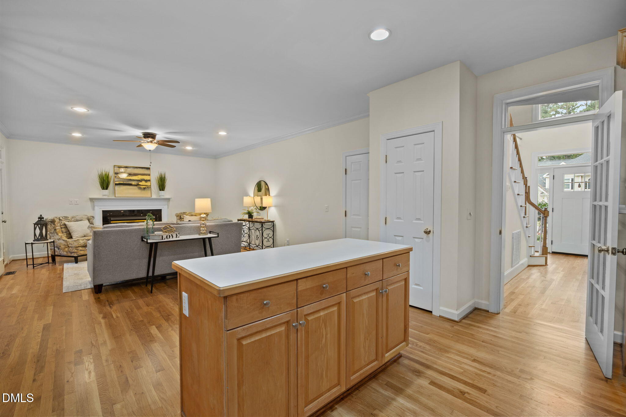 302 Sunset Creek Circle