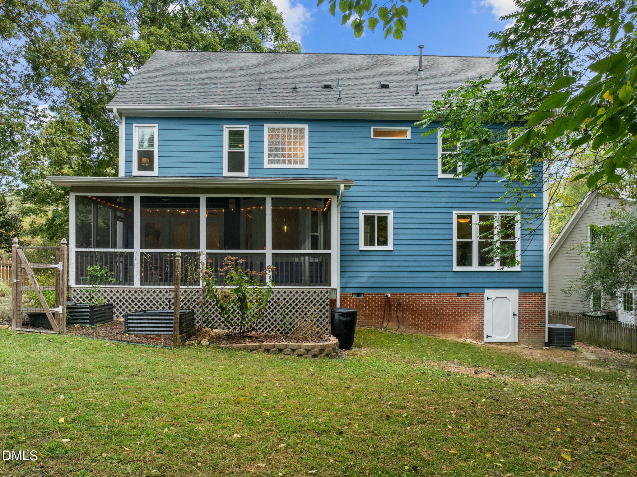 302 Sunset Creek Circle