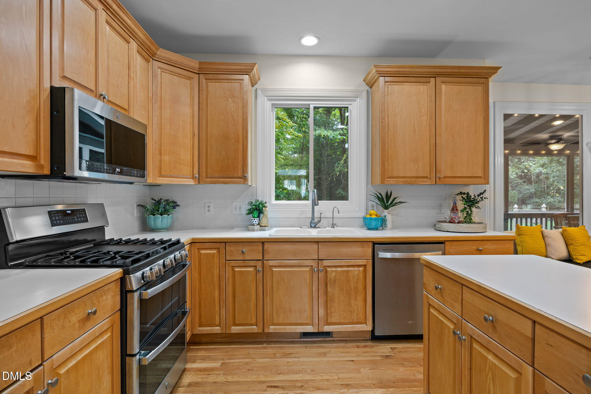 302 Sunset Creek Circle