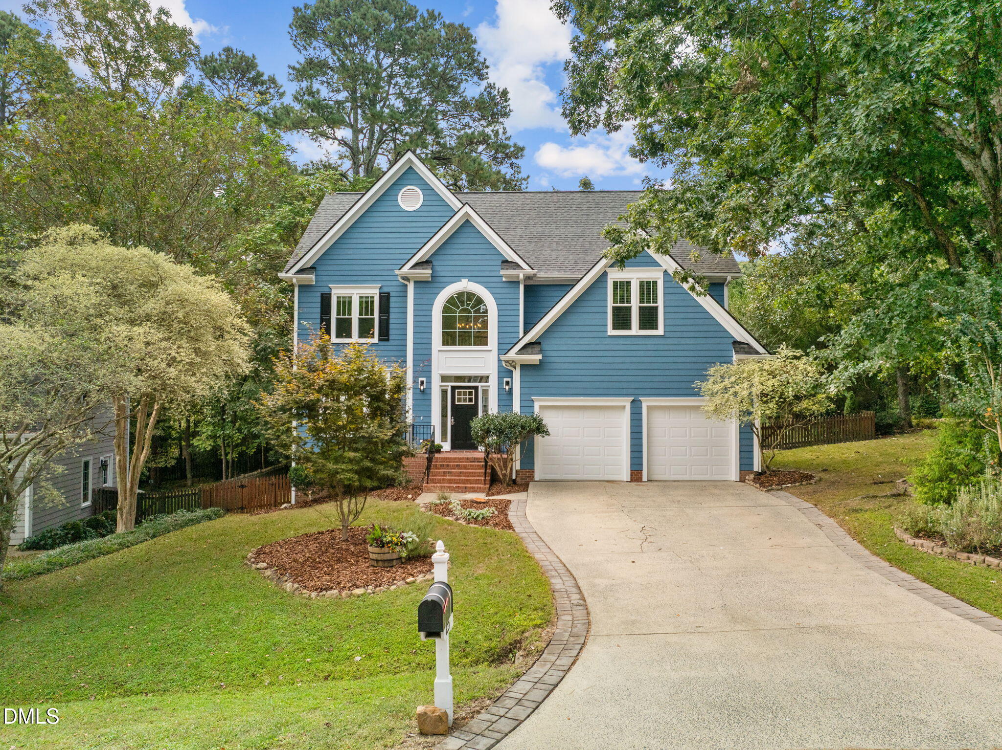 302 Sunset Creek Circle
