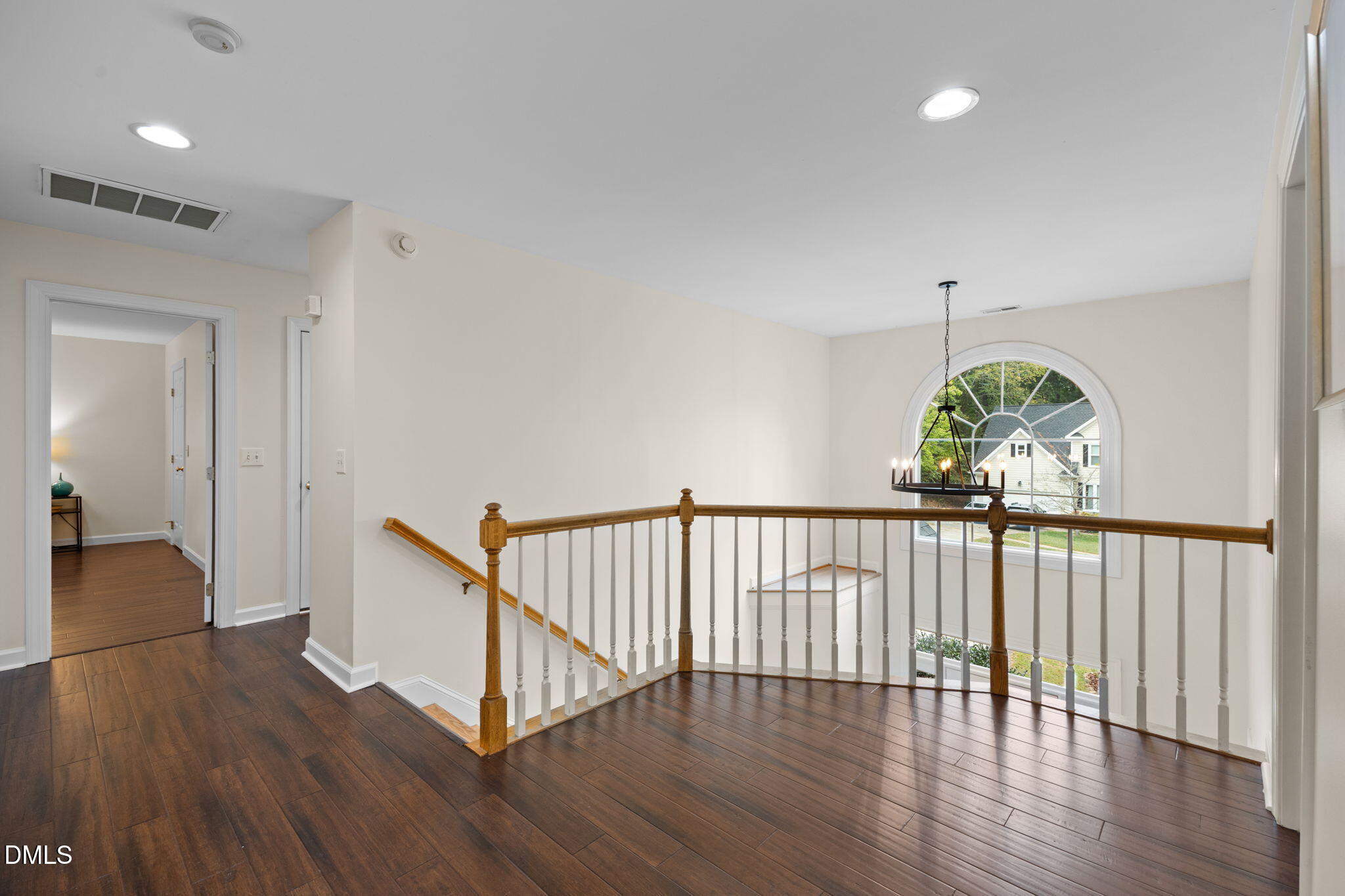 302 Sunset Creek Circle