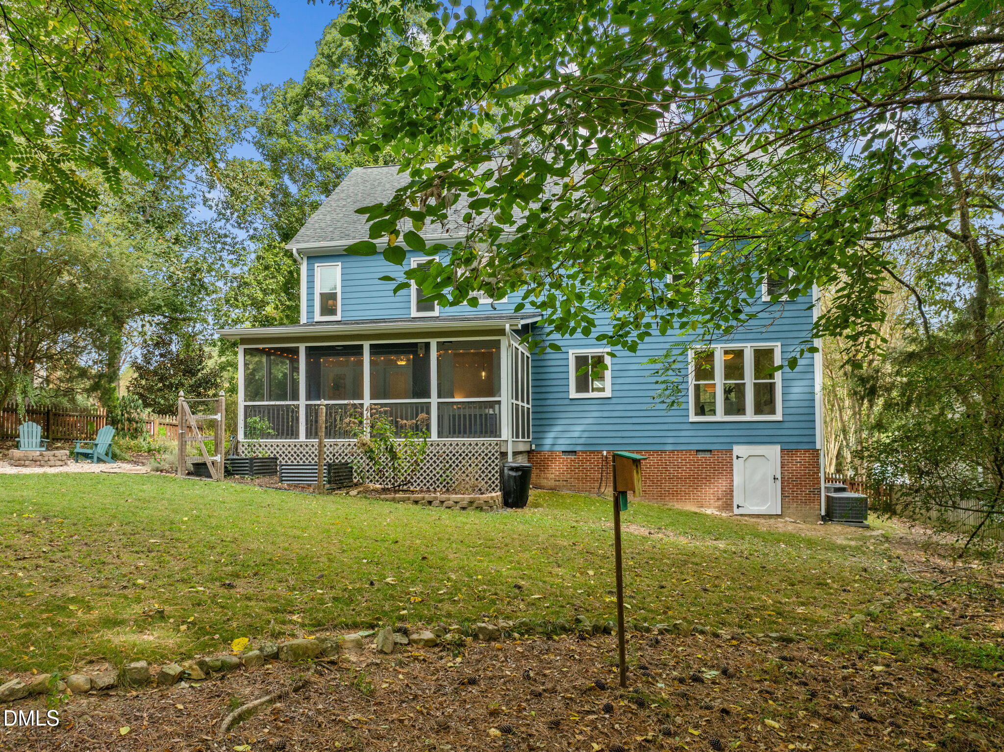 302 Sunset Creek Circle