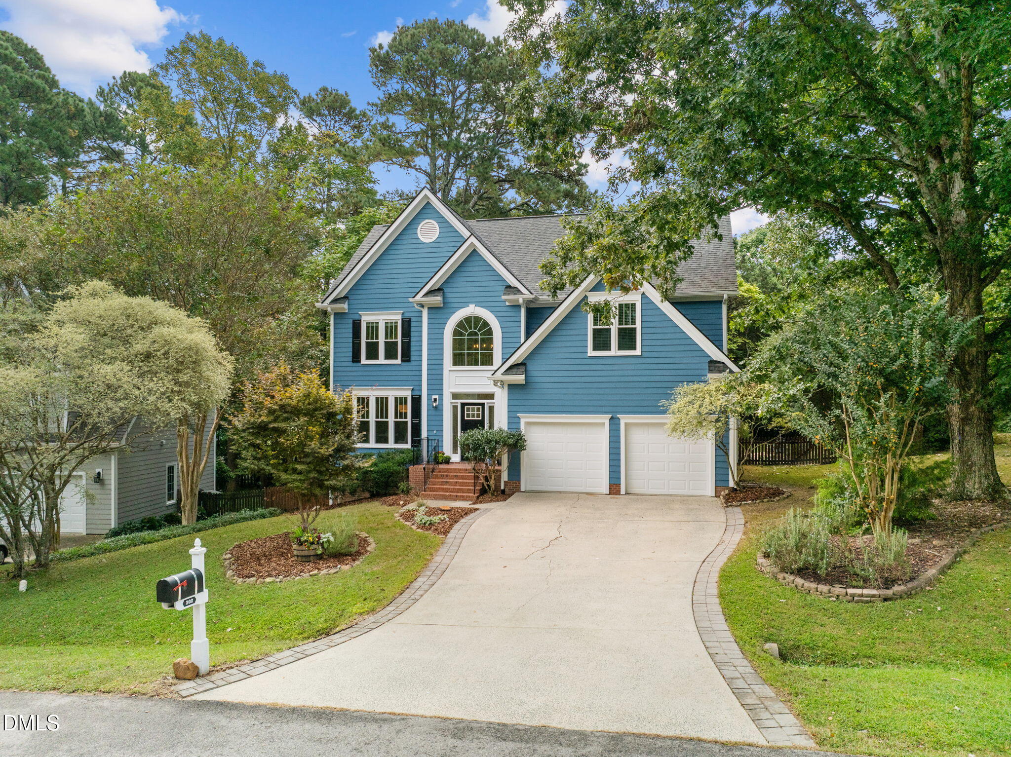 302 Sunset Creek Circle
