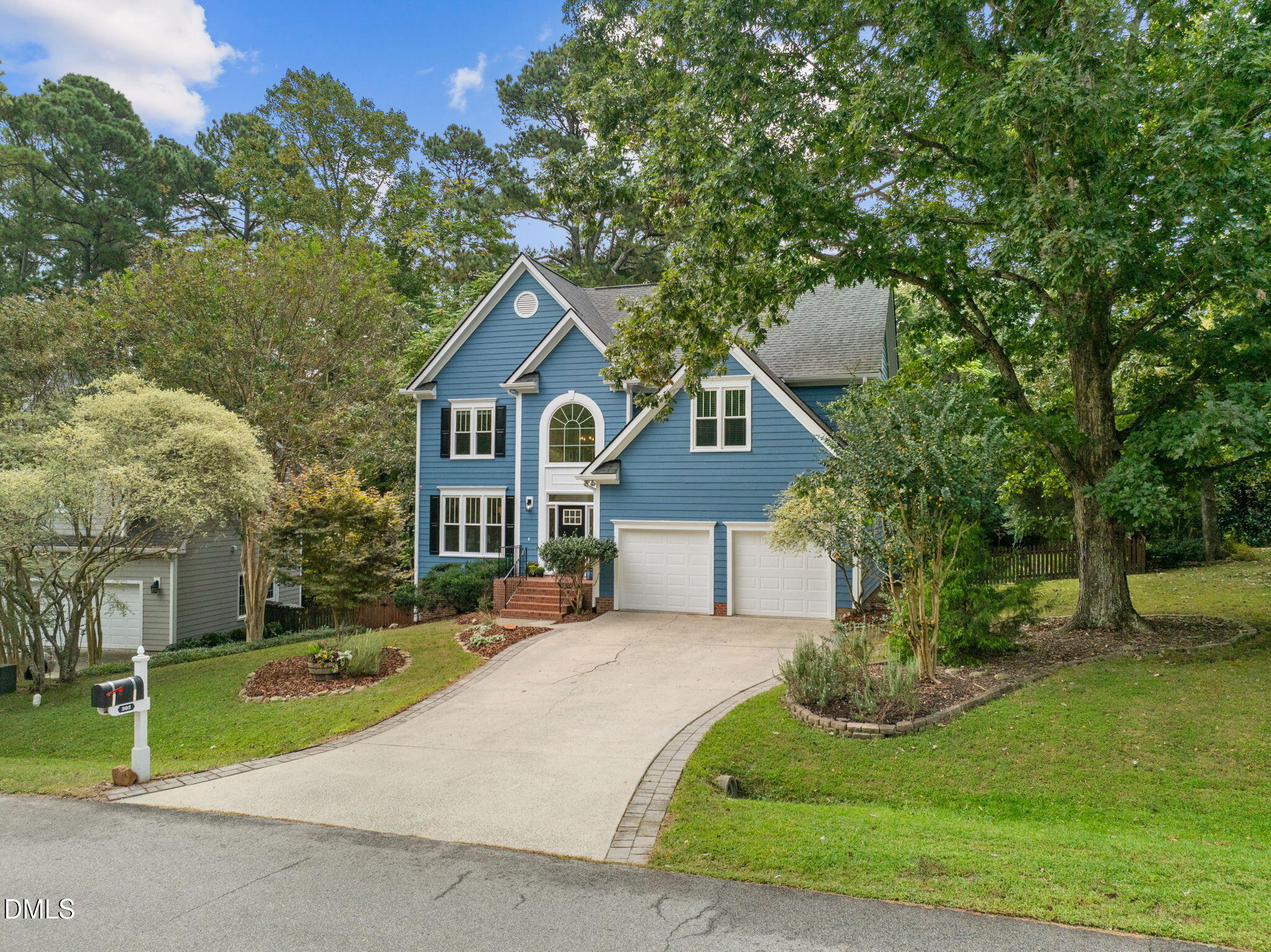 302 Sunset Creek Circle