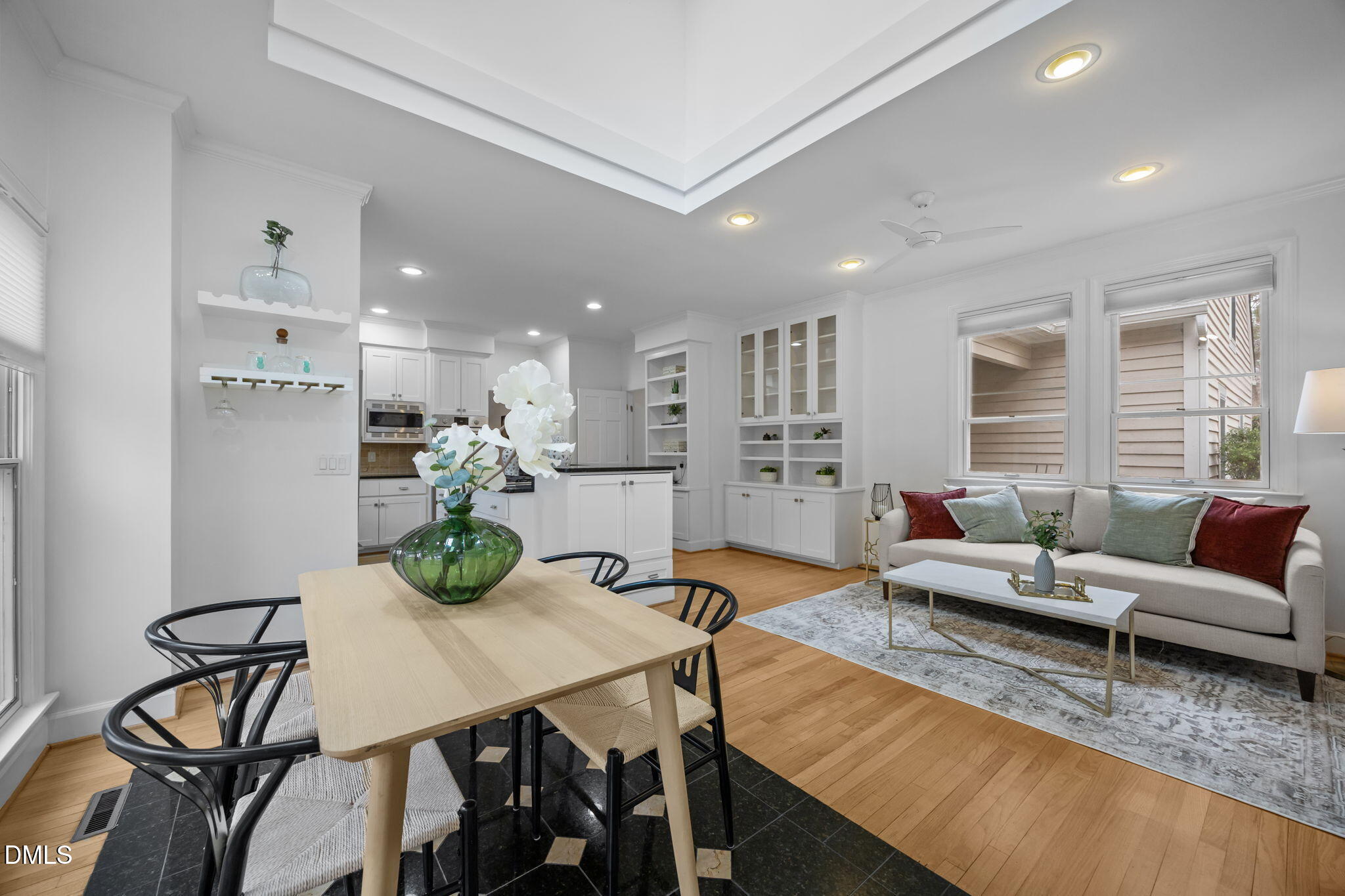 110 Linnaeus Place