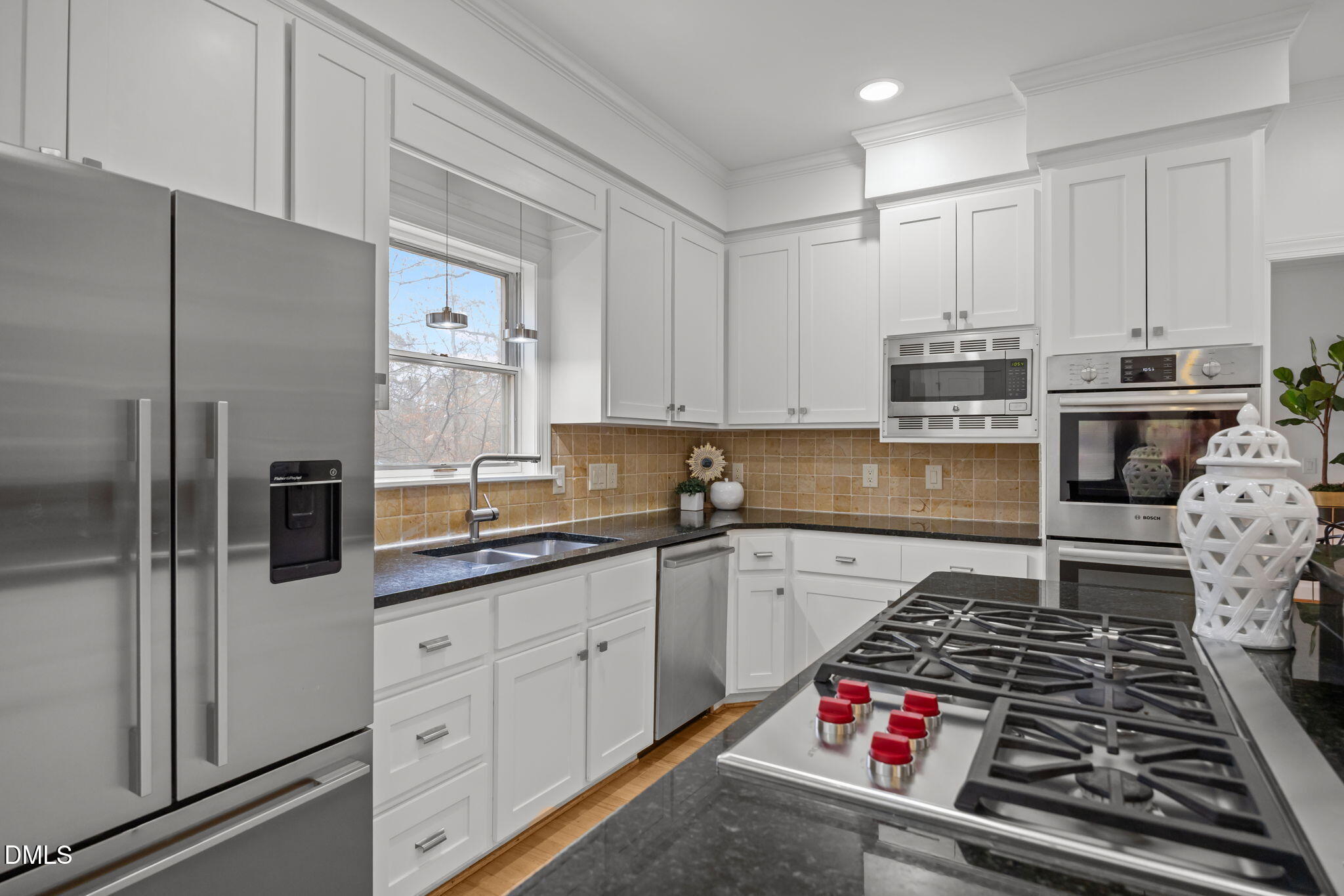 110 Linnaeus Place