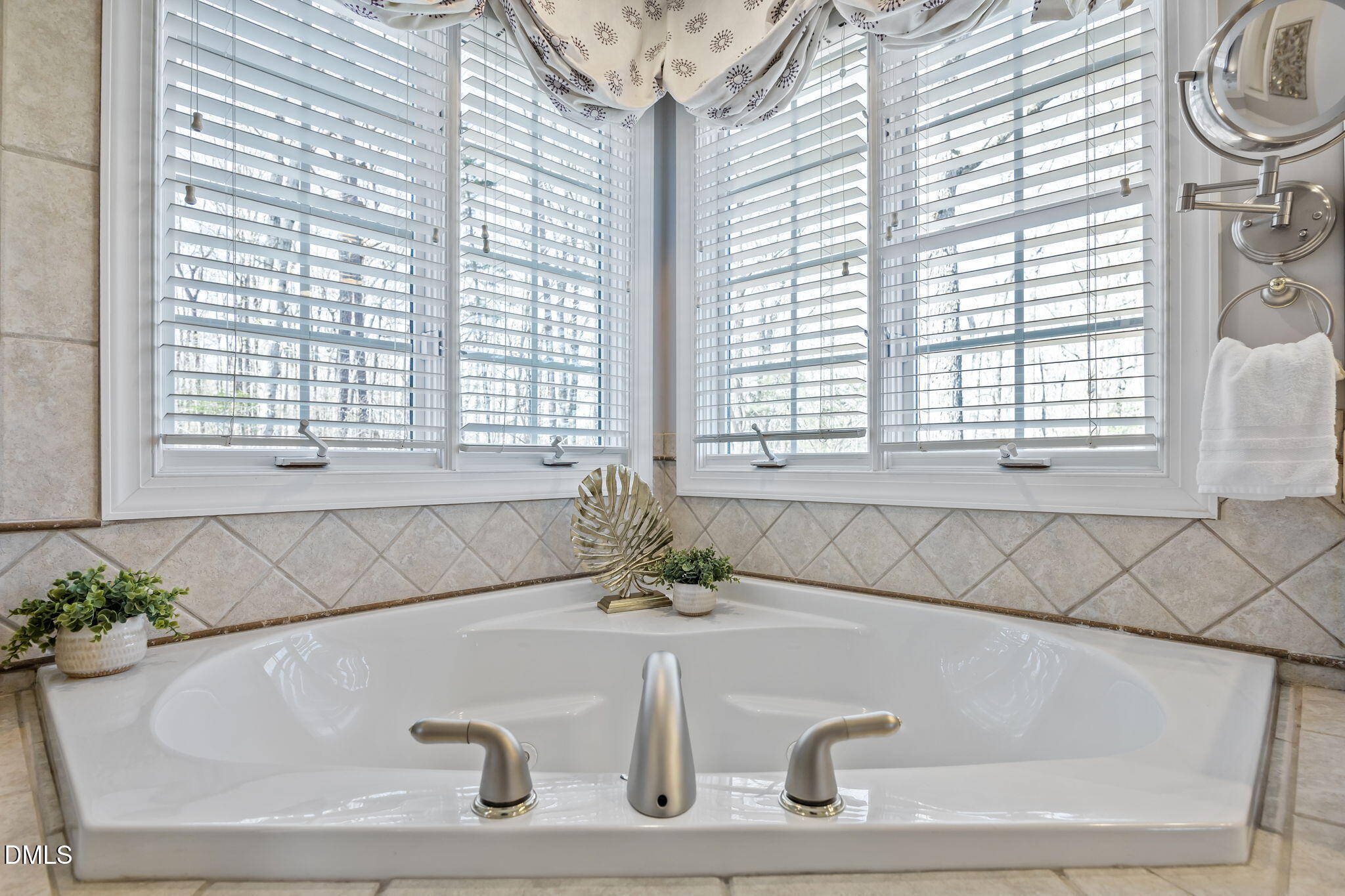 111 Lake Ridge Place