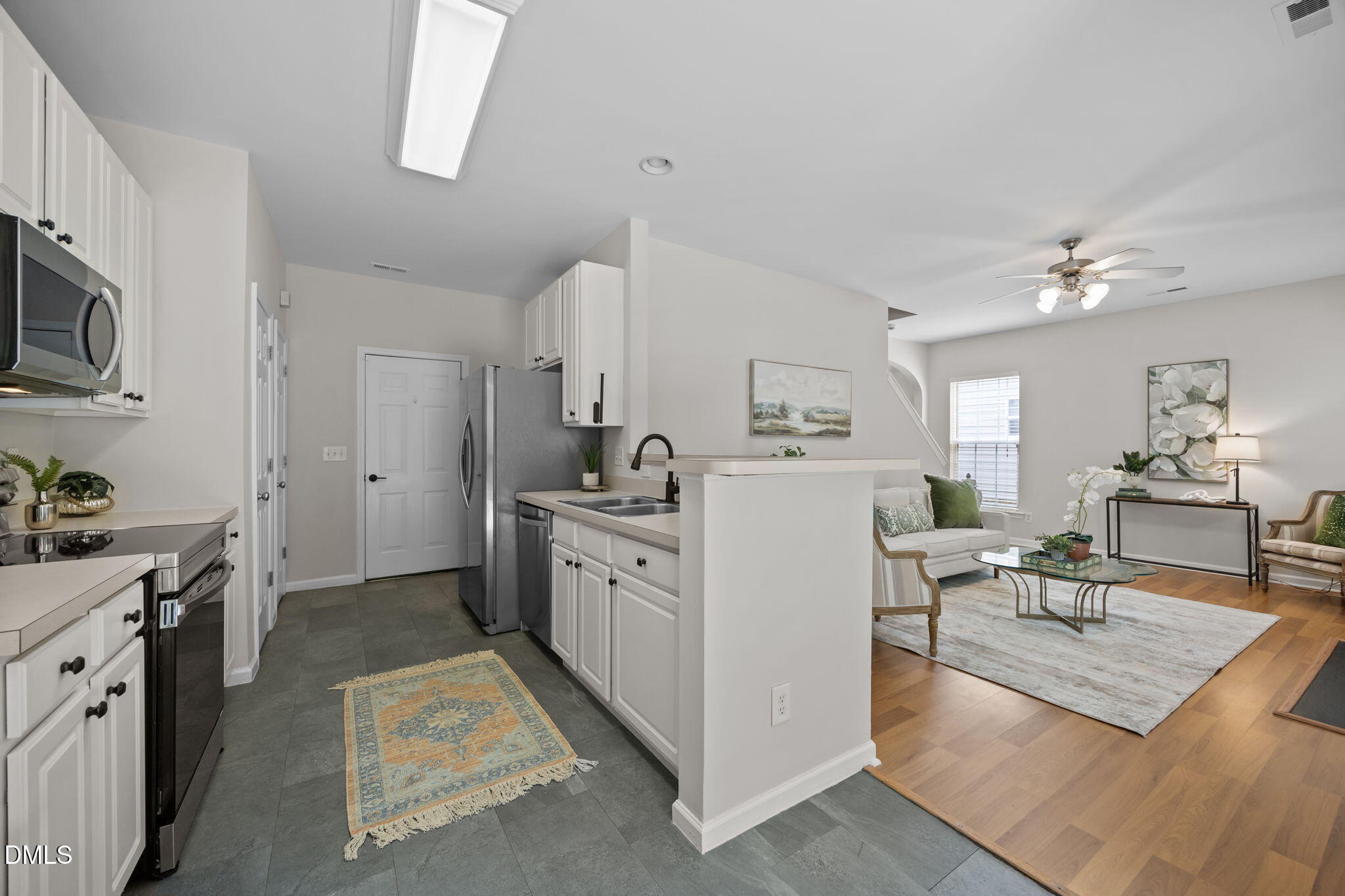1003 Red Hat Lane