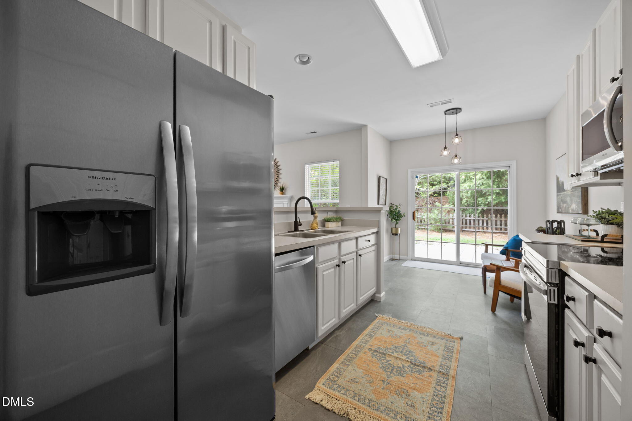 1003 Red Hat Lane