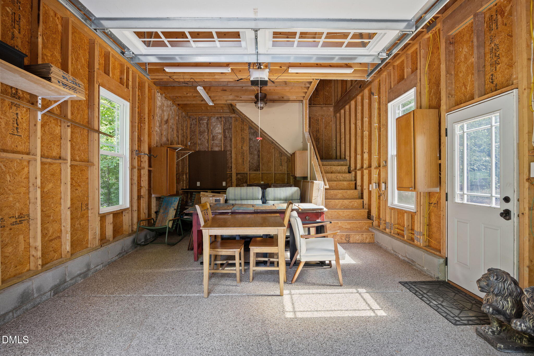 148 Tobacco Road