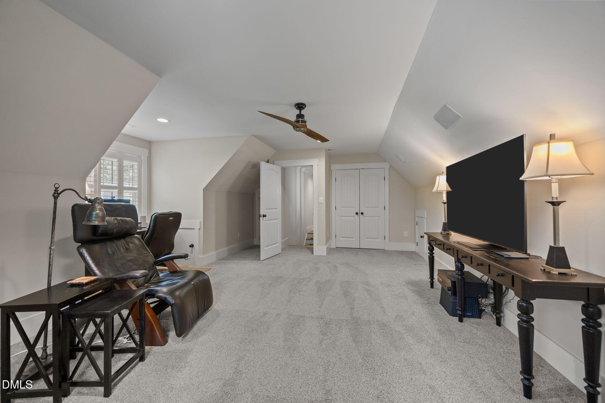 148 Tobacco Road