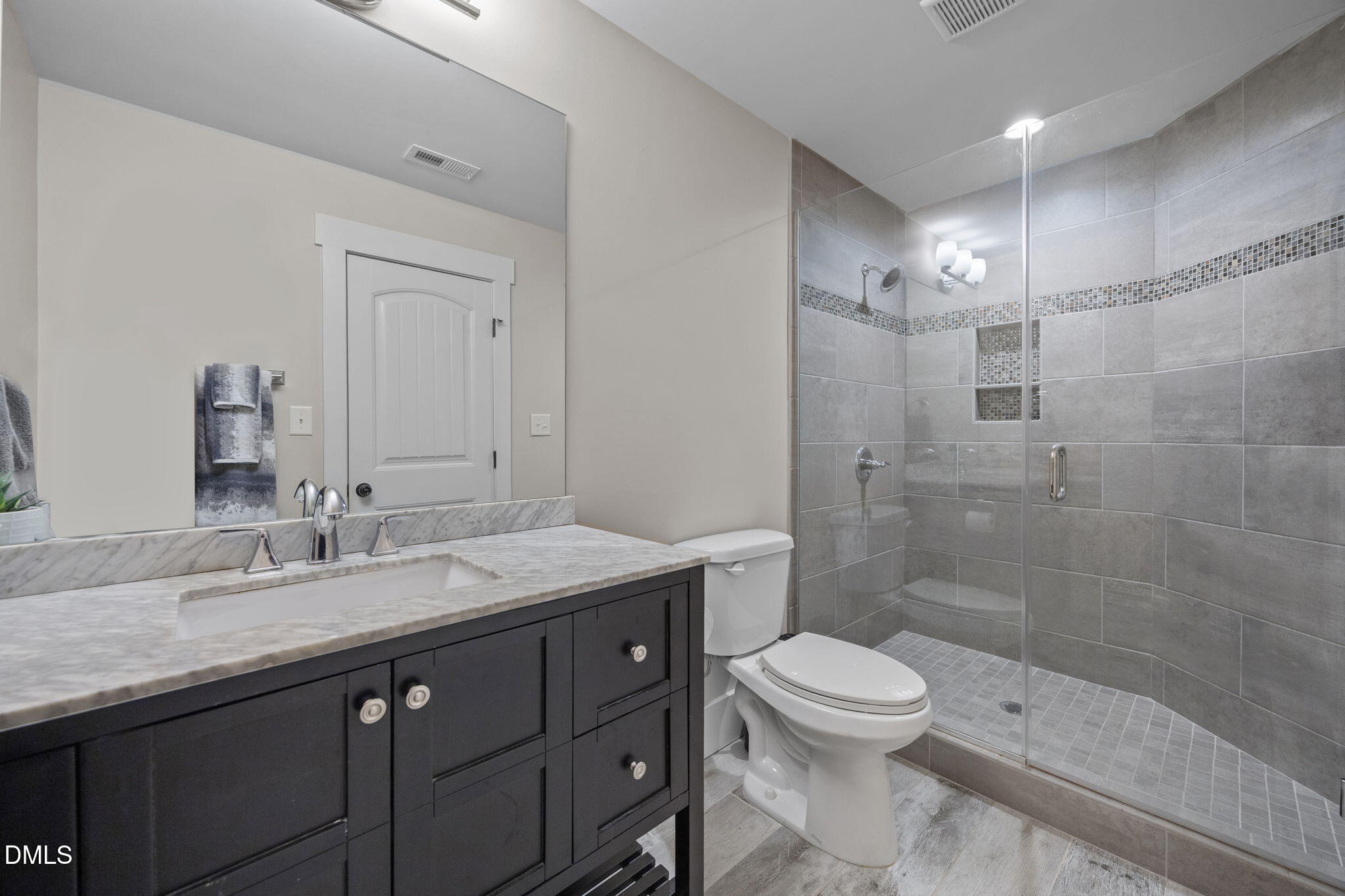 148 Tobacco Road