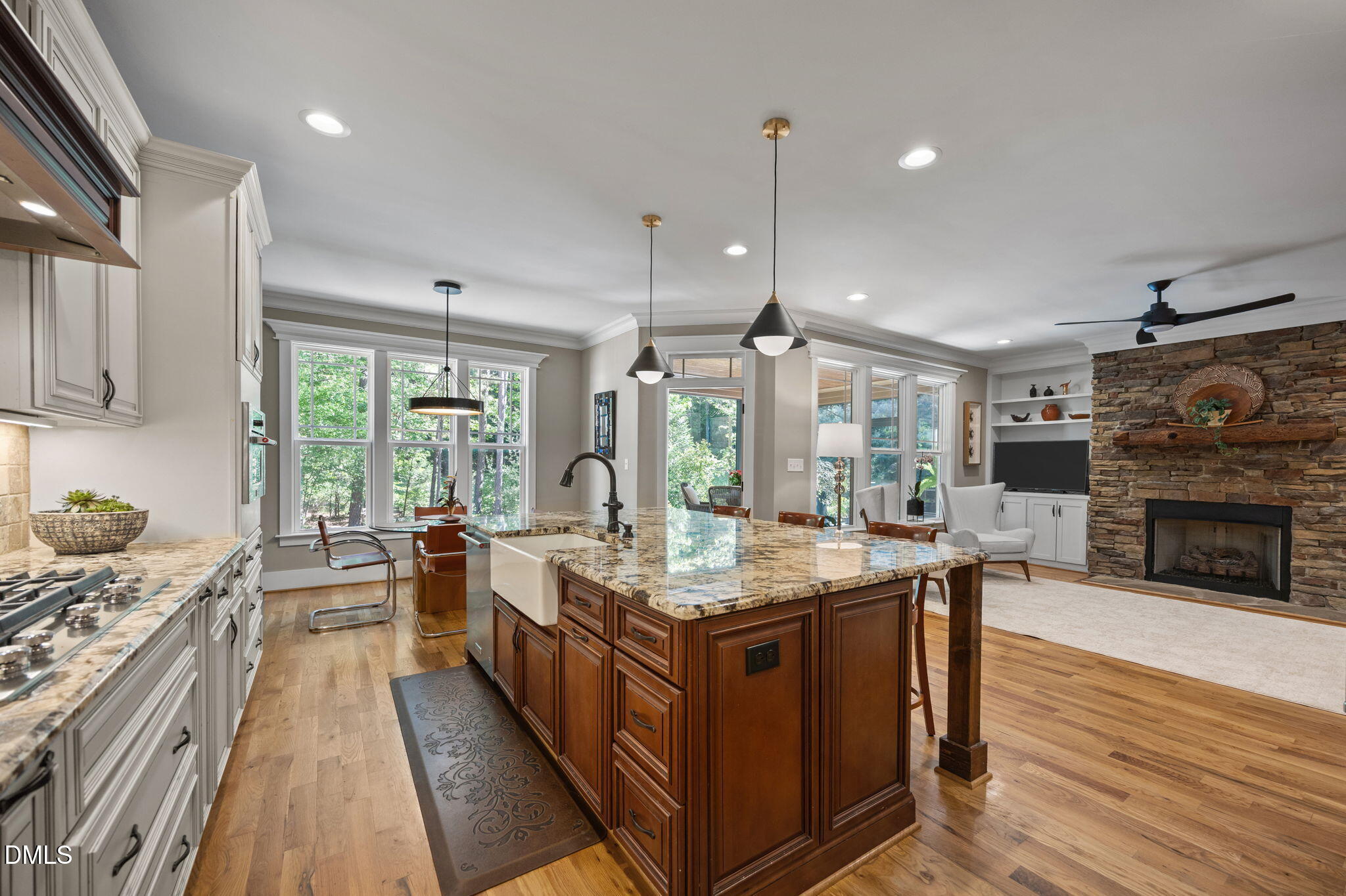 148 Tobacco Road
