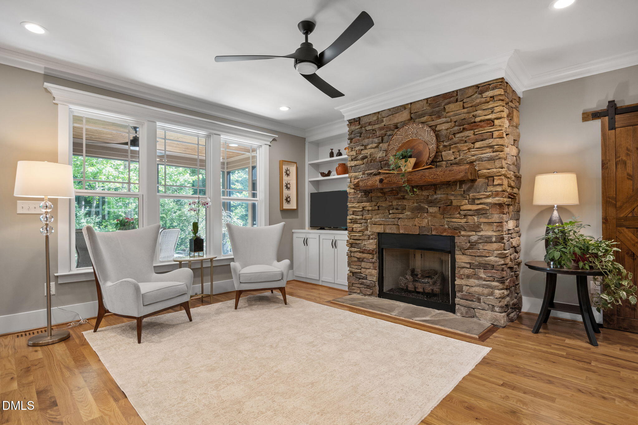 148 Tobacco Road