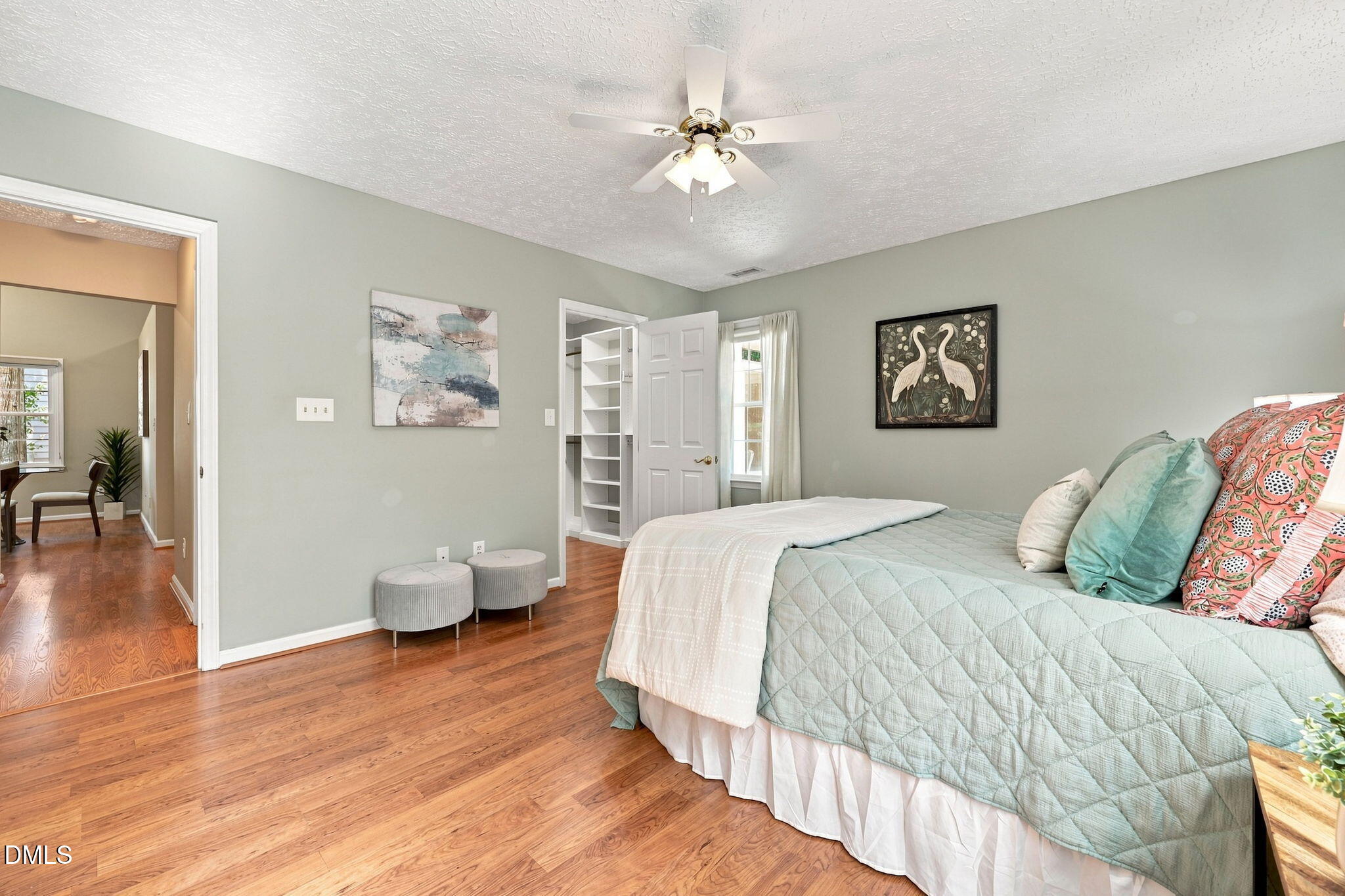 5 Wavecrest Court