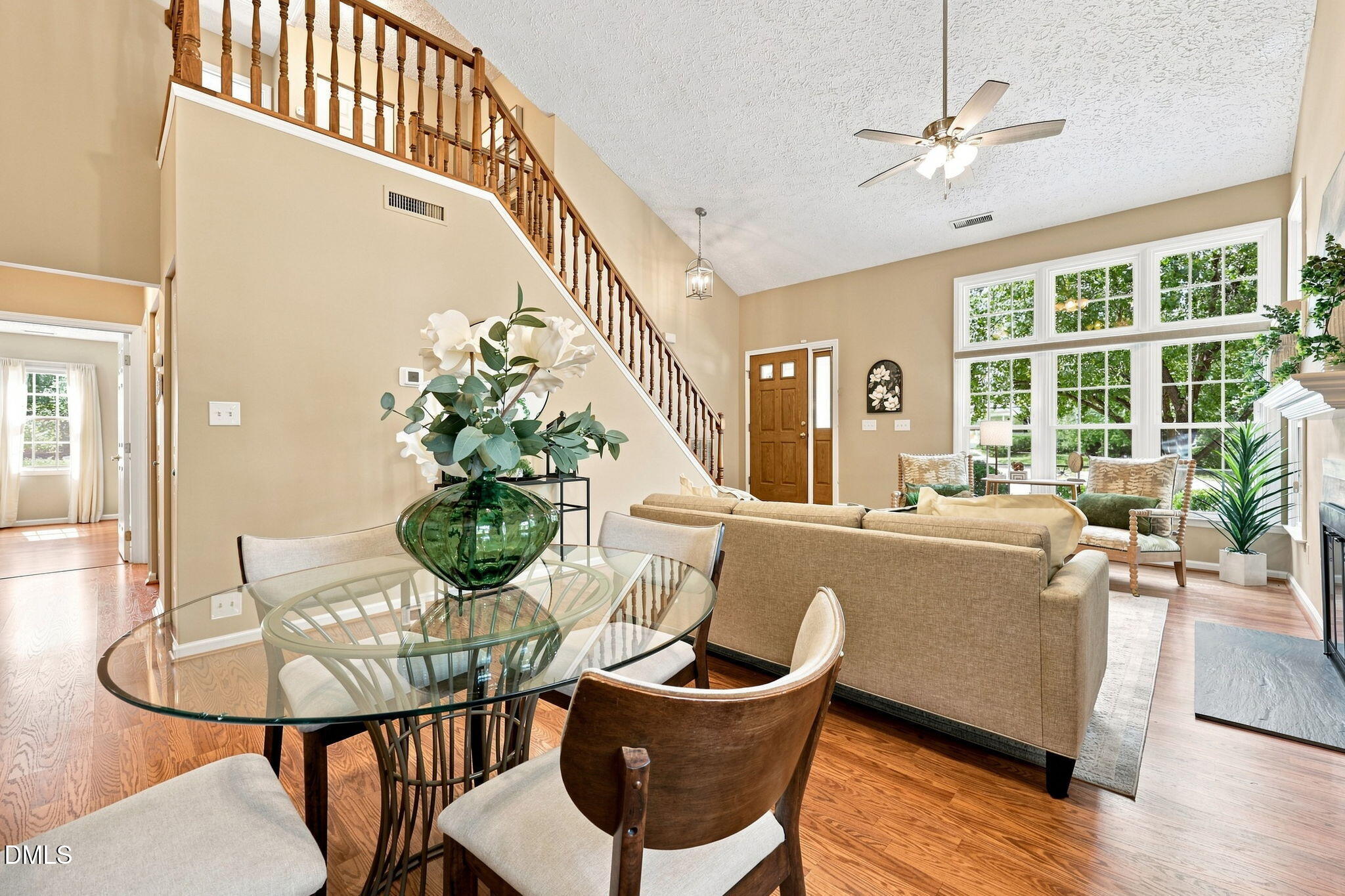 5 Wavecrest Court