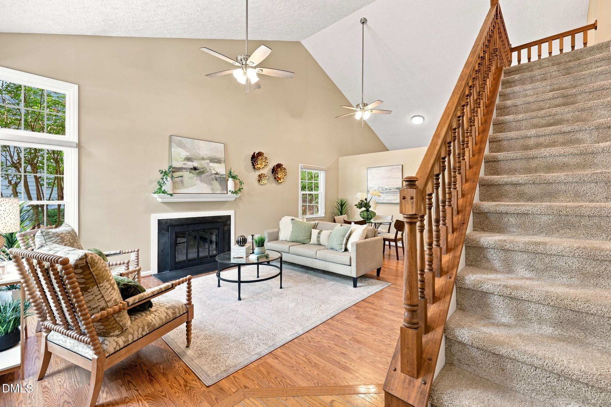 5 Wavecrest Court
